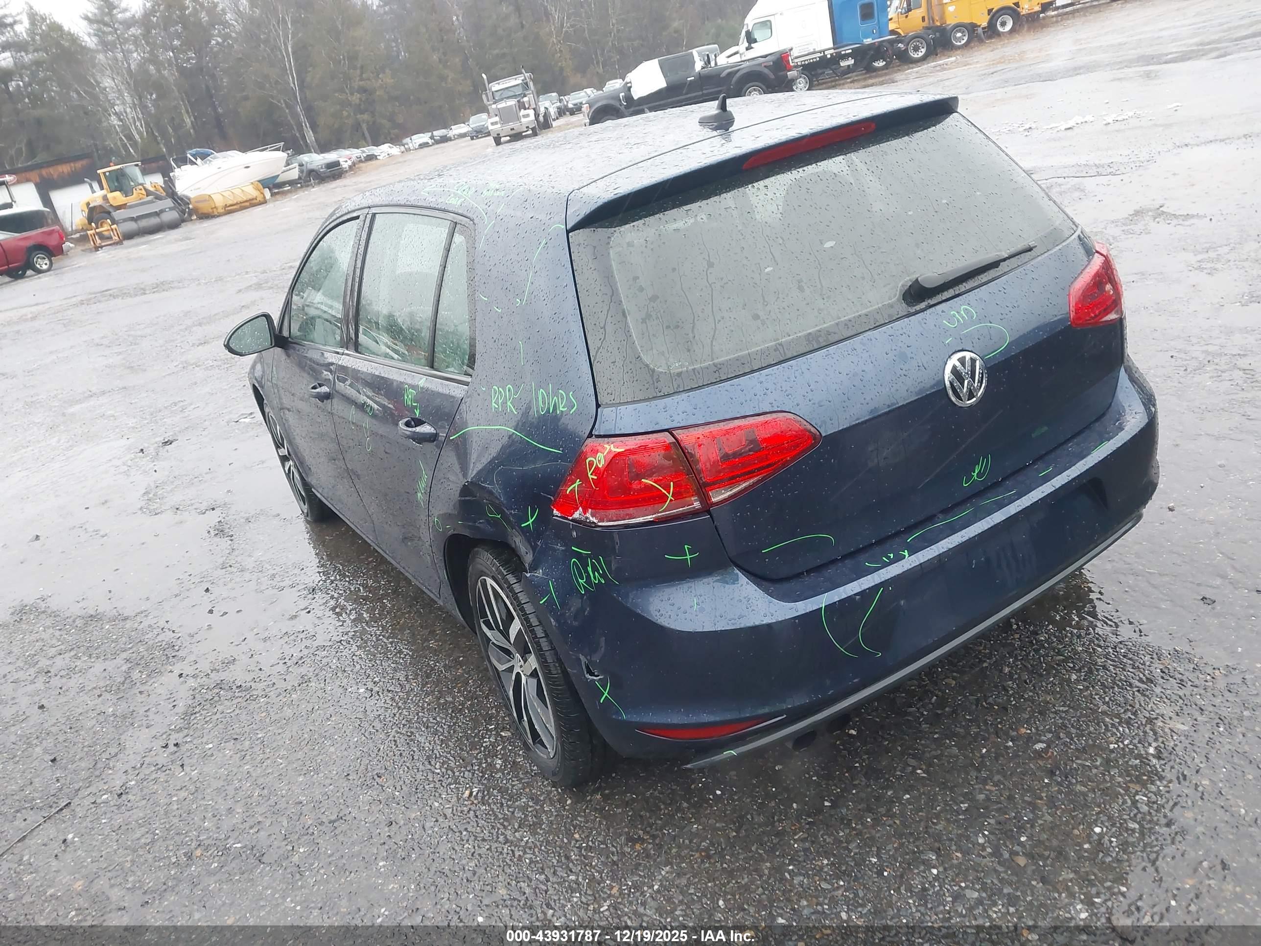 VOLKSWAGEN GOLF image 3