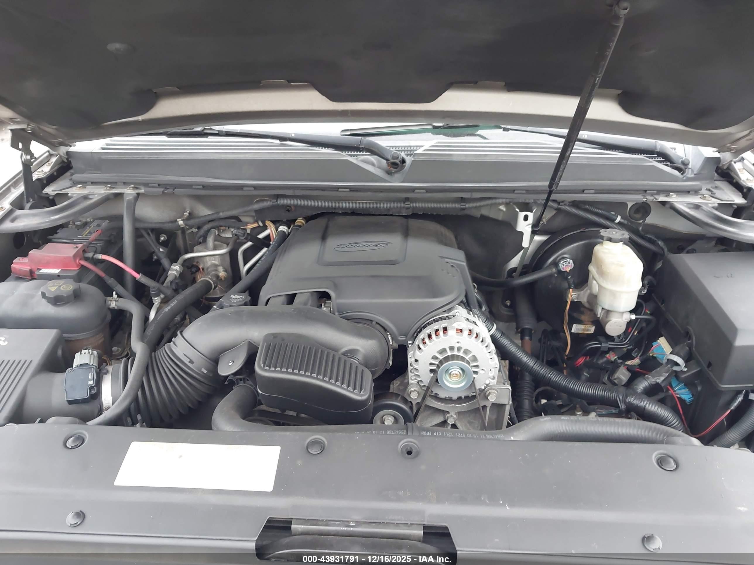 GMC YUKON image 10