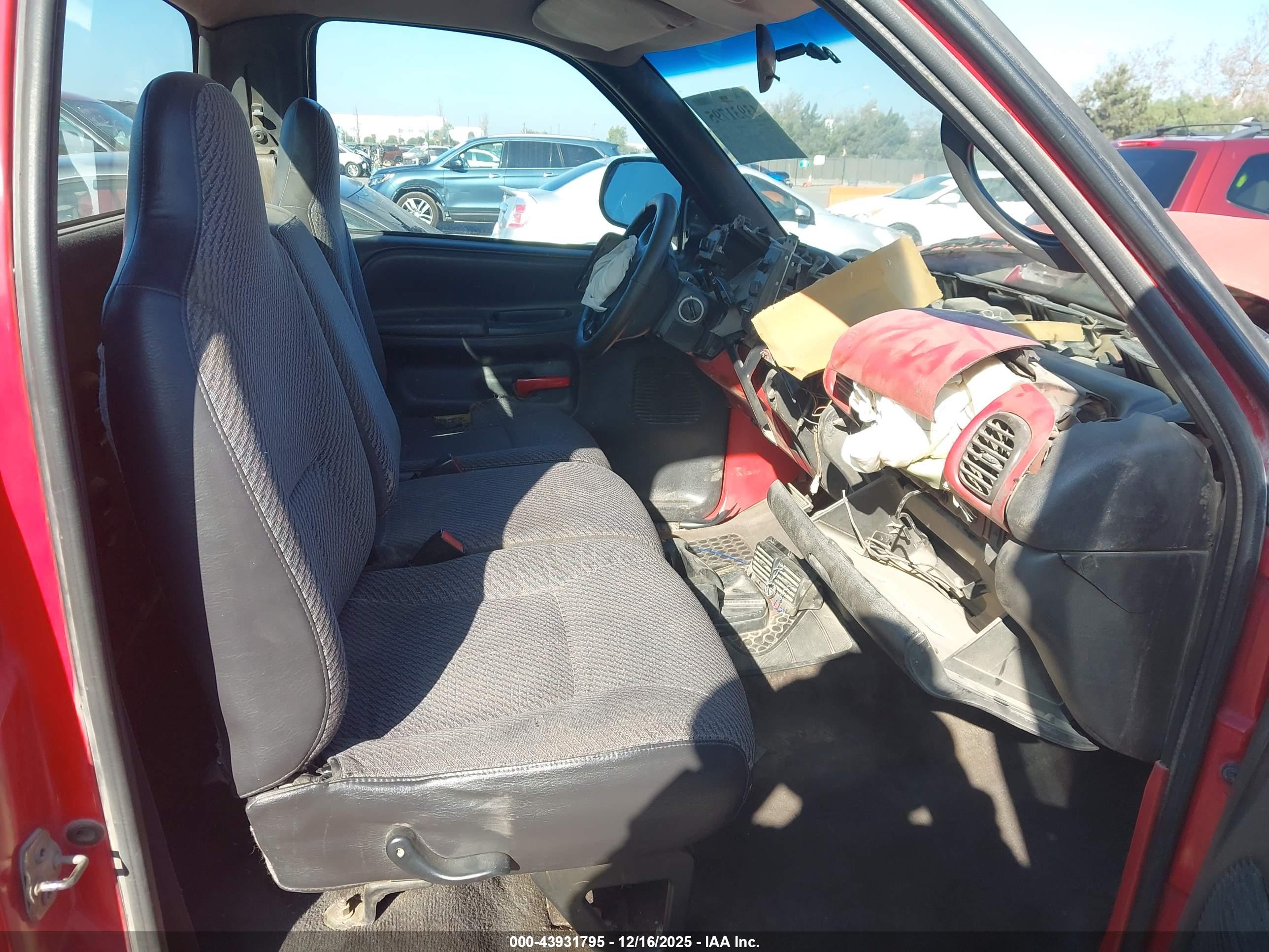 DODGE RAM image 5
