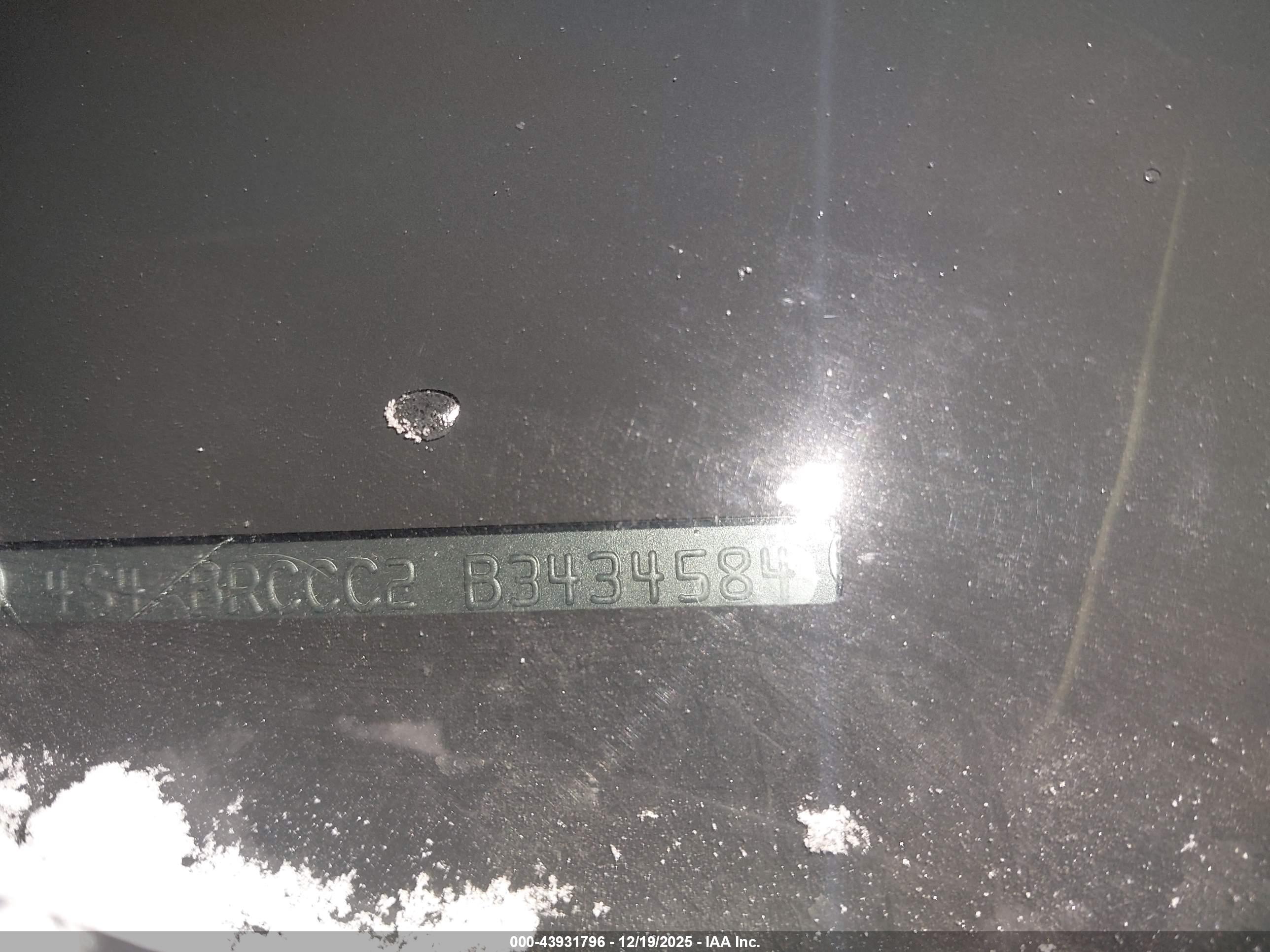SUBARU OUTBACK image 9