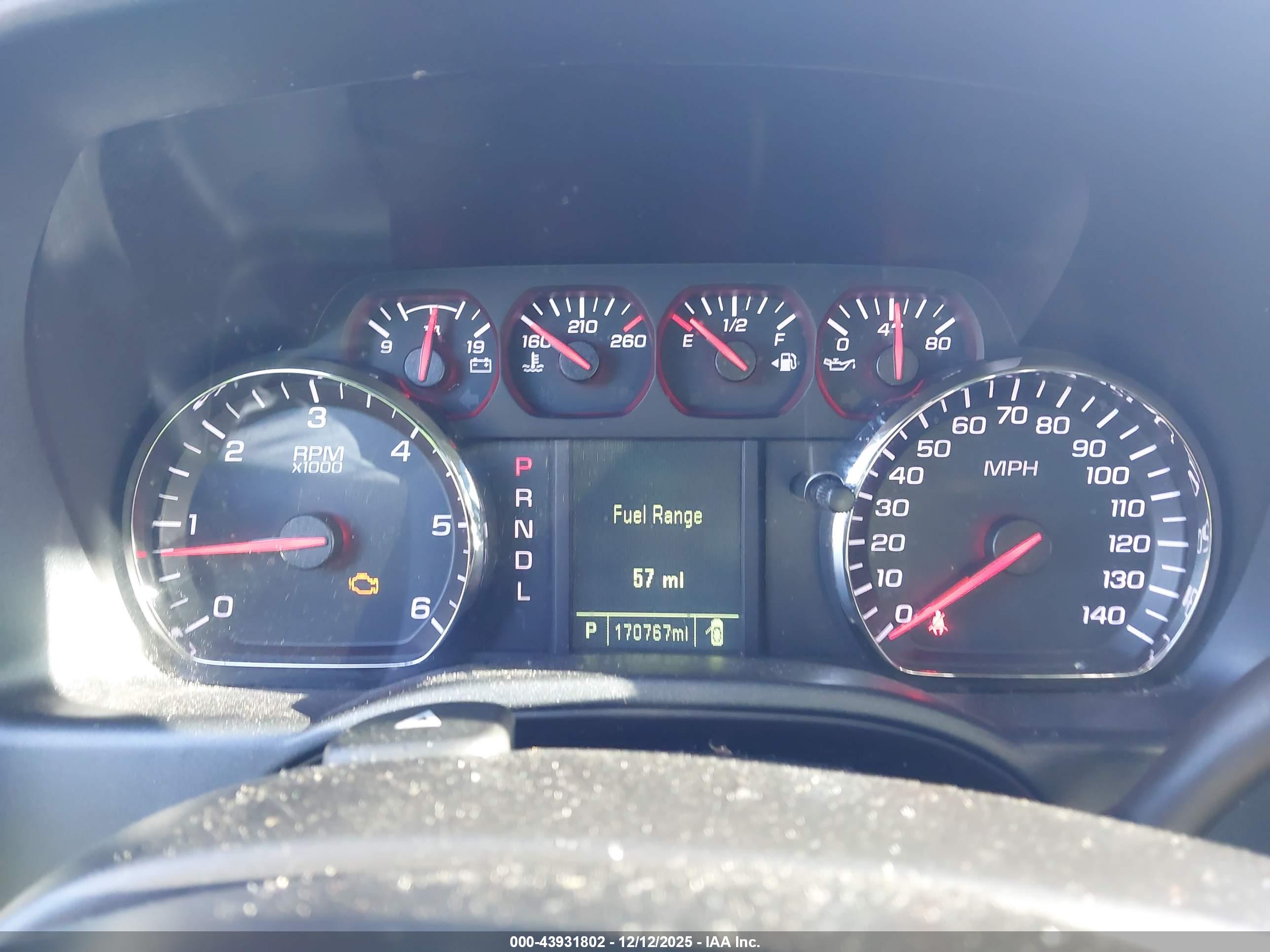 CHEVROLET SILVERADO image 7