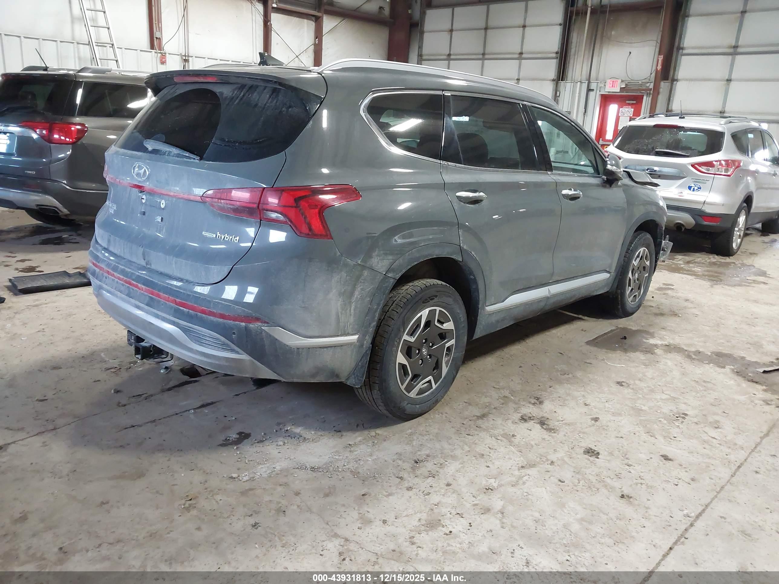 HYUNDAI SANTA image 4