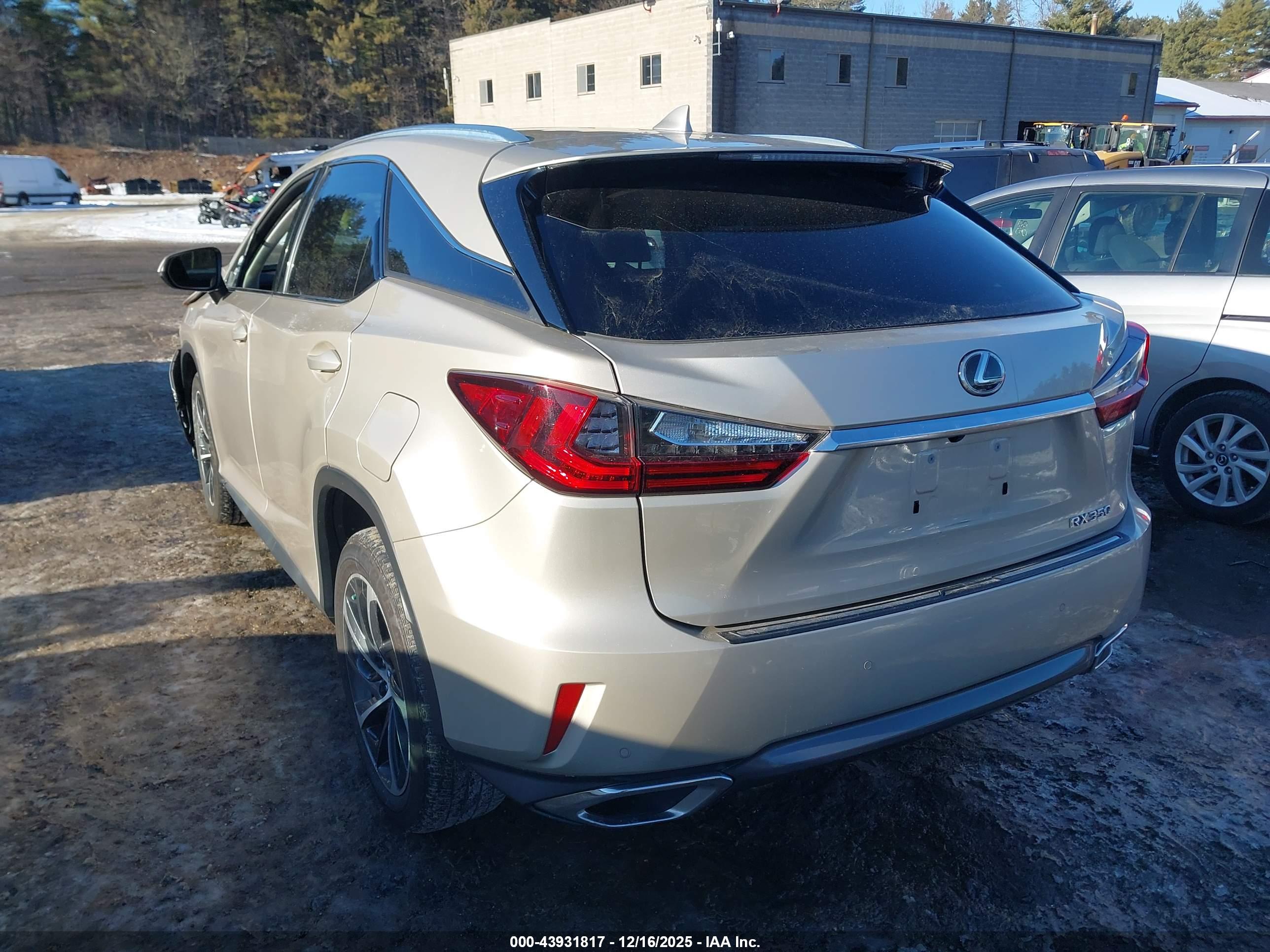 LEXUS RX image 3