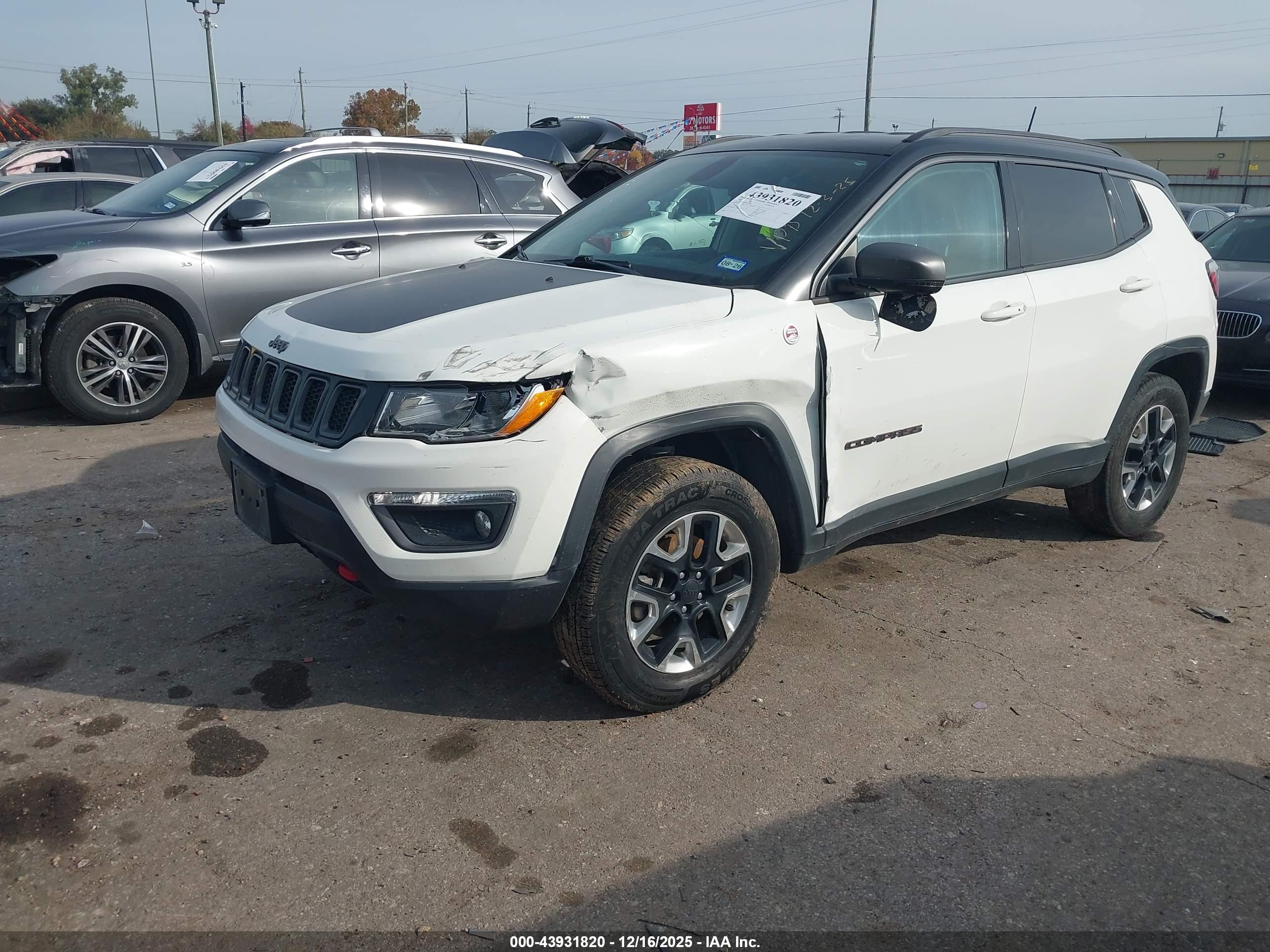 JEEP COMPASS image 2