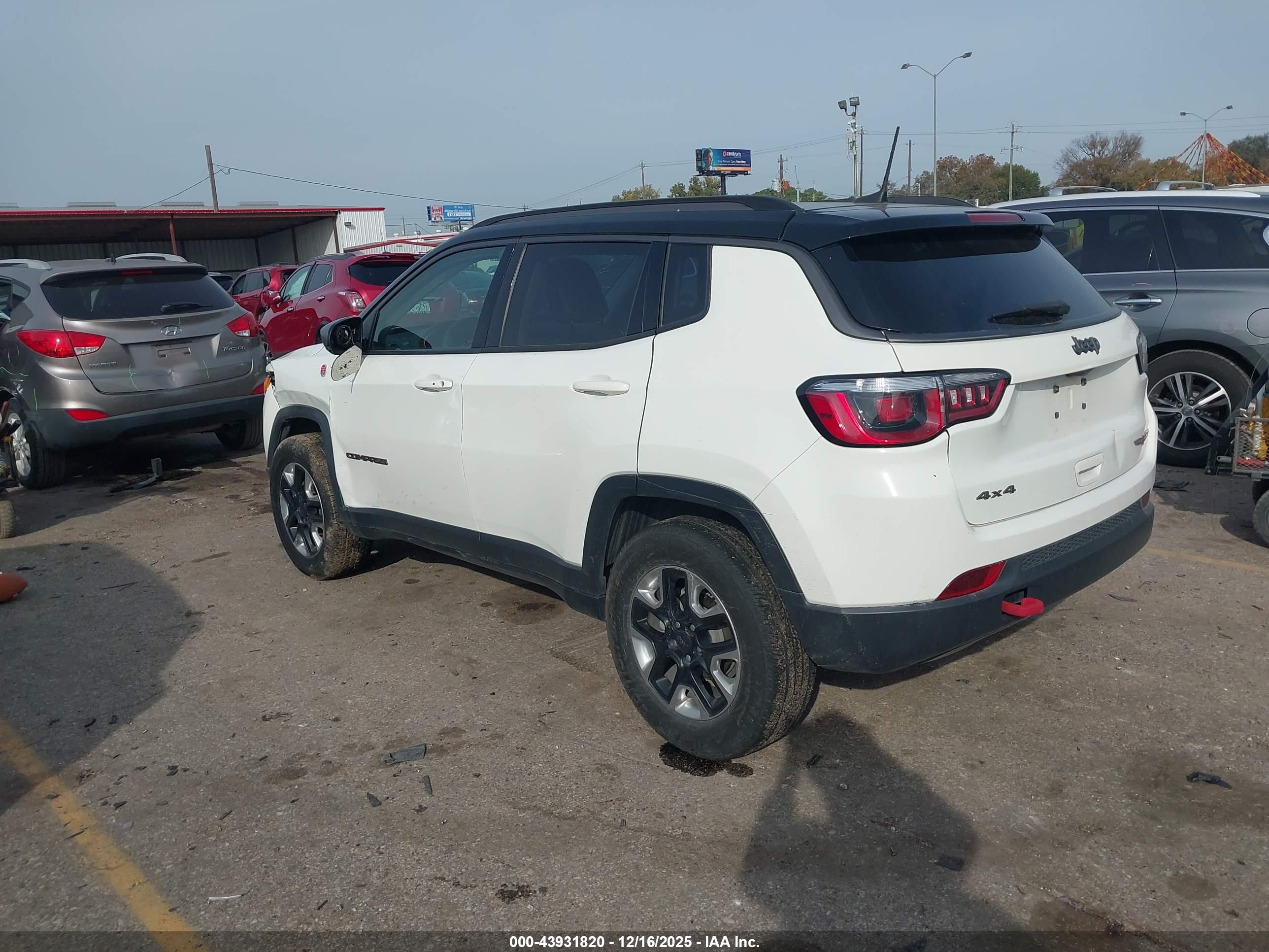JEEP COMPASS image 3