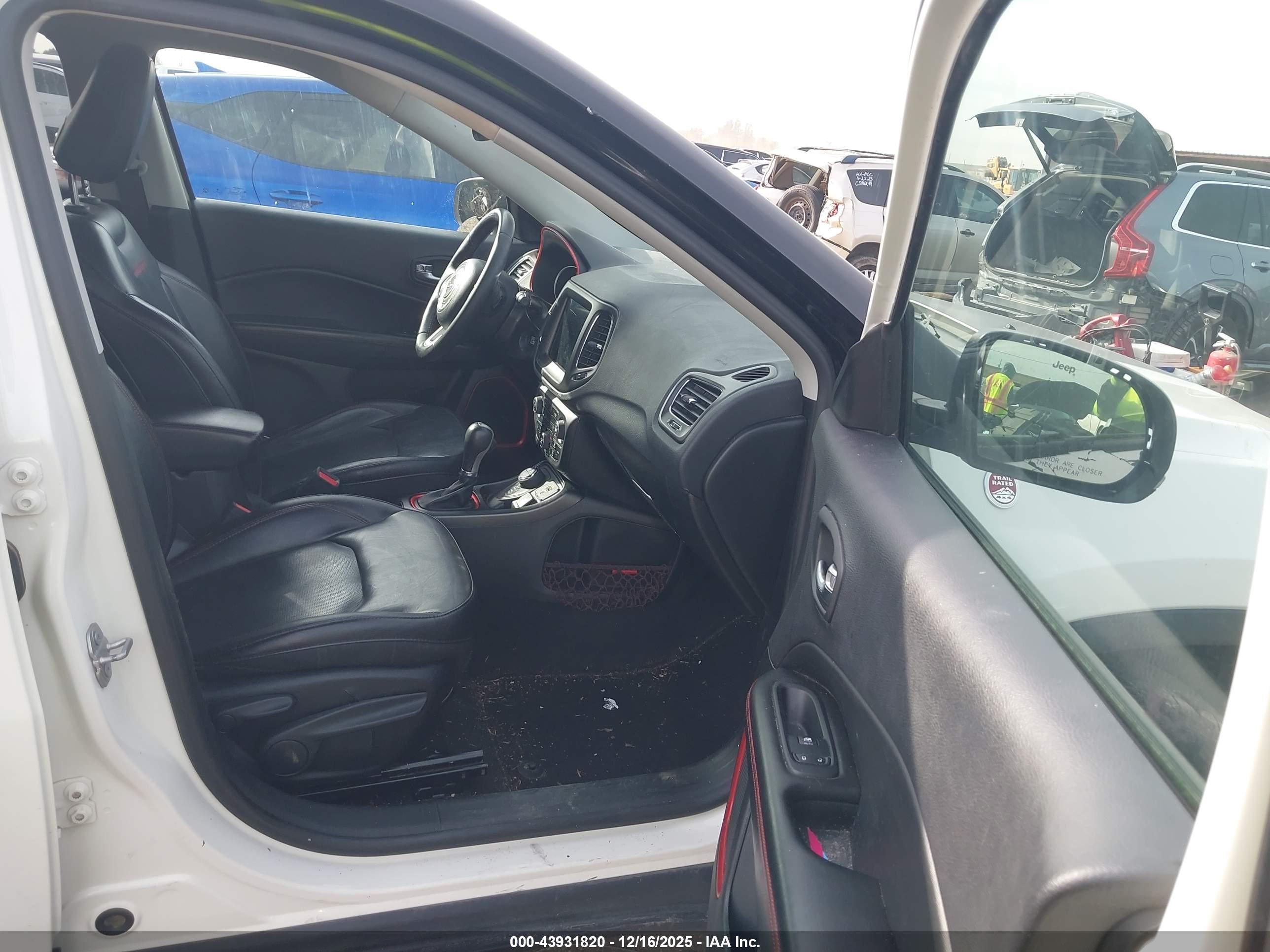 JEEP COMPASS image 5