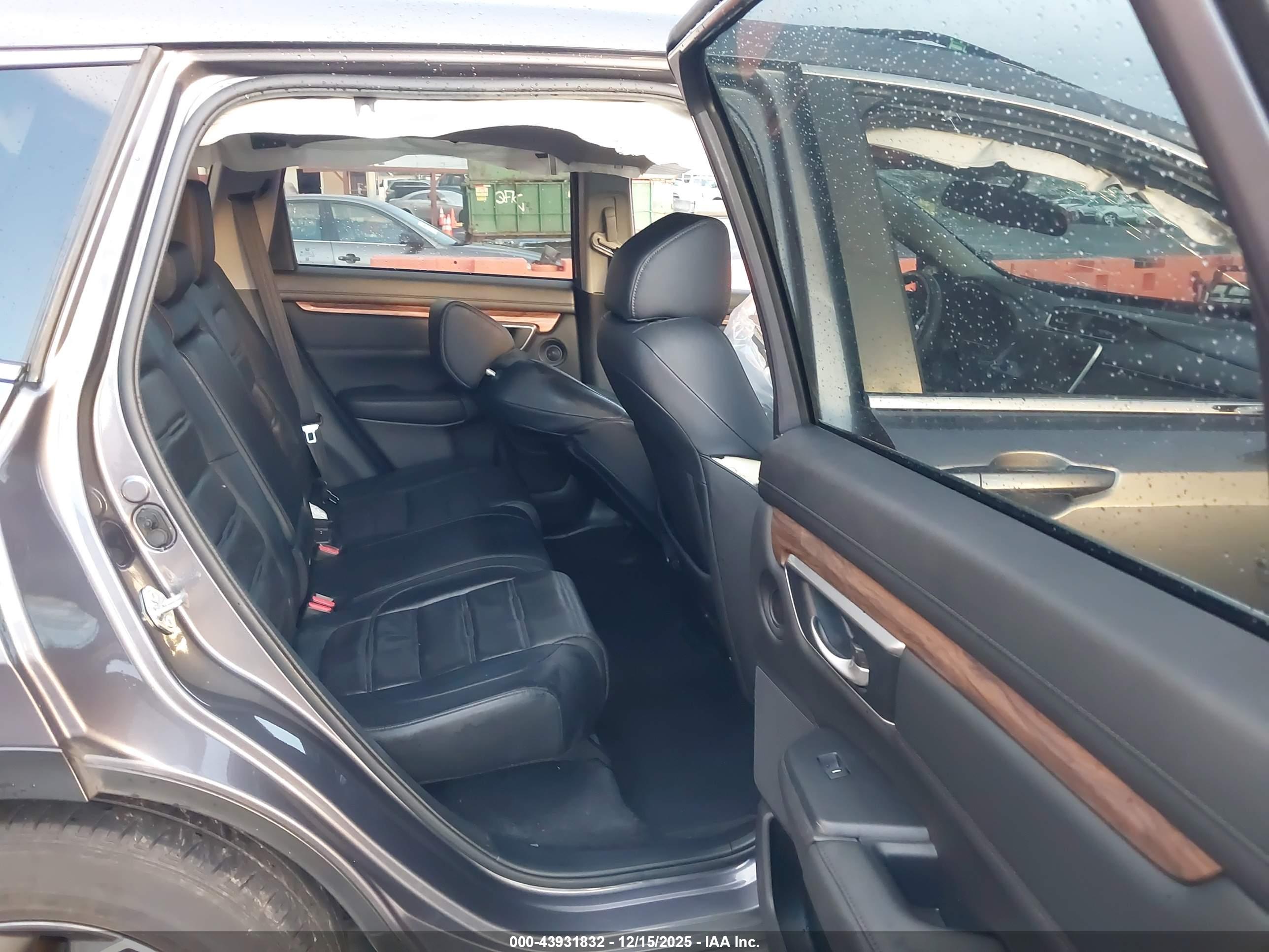 HONDA CR-V image 8