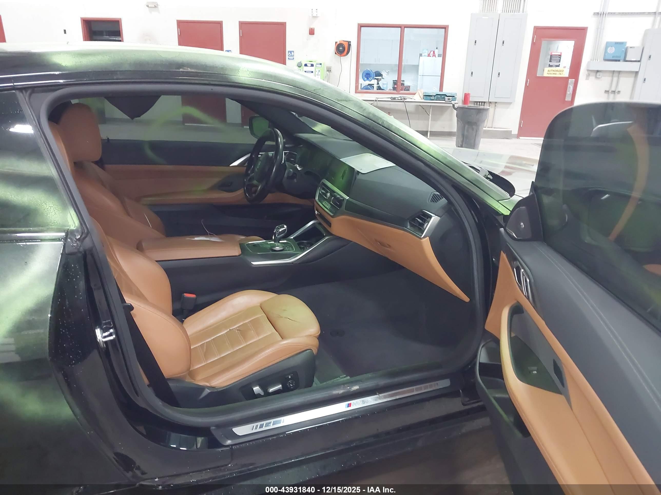 BMW M440I image 5