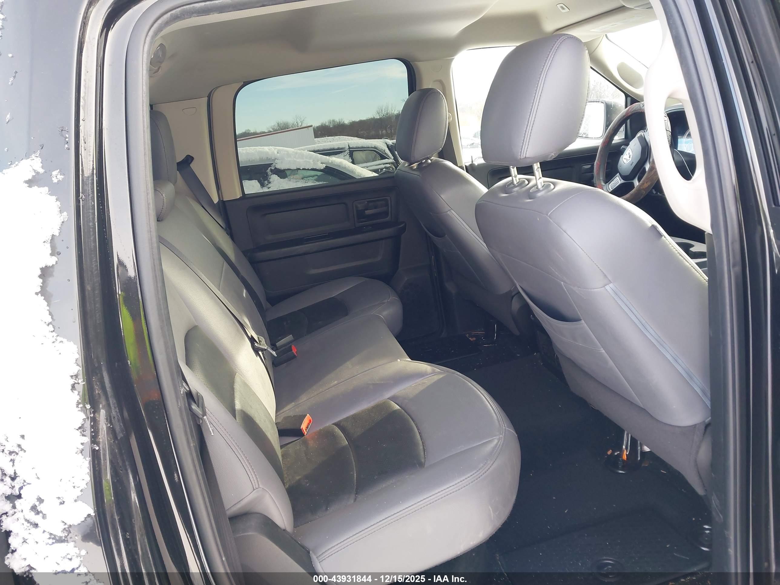 RAM 1500 image 8