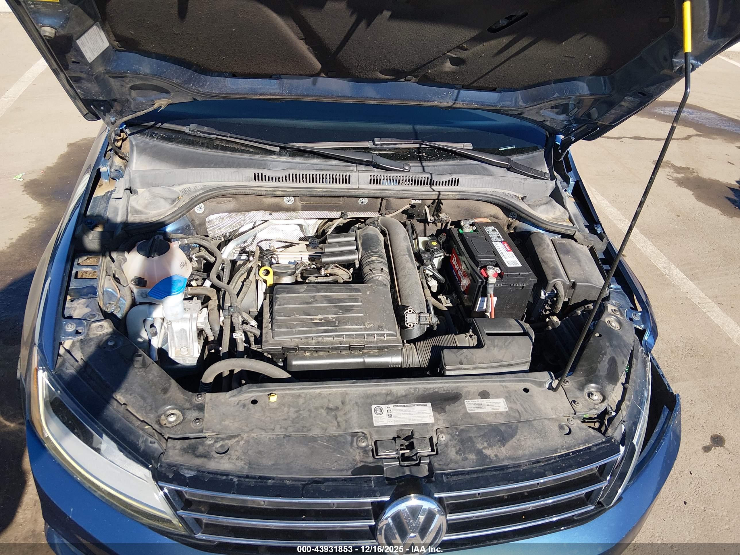 VOLKSWAGEN JETTA image 10