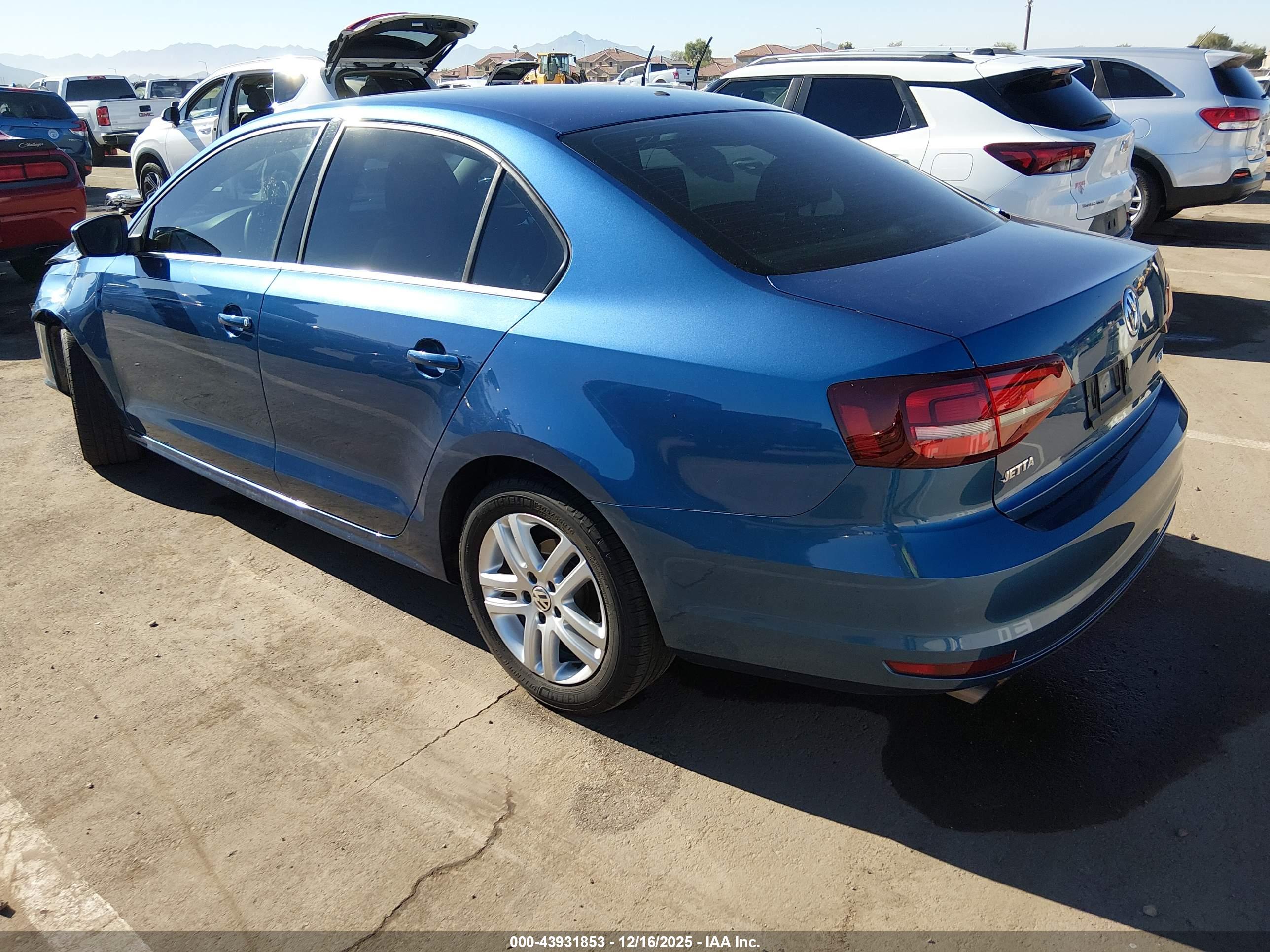 VOLKSWAGEN JETTA image 3