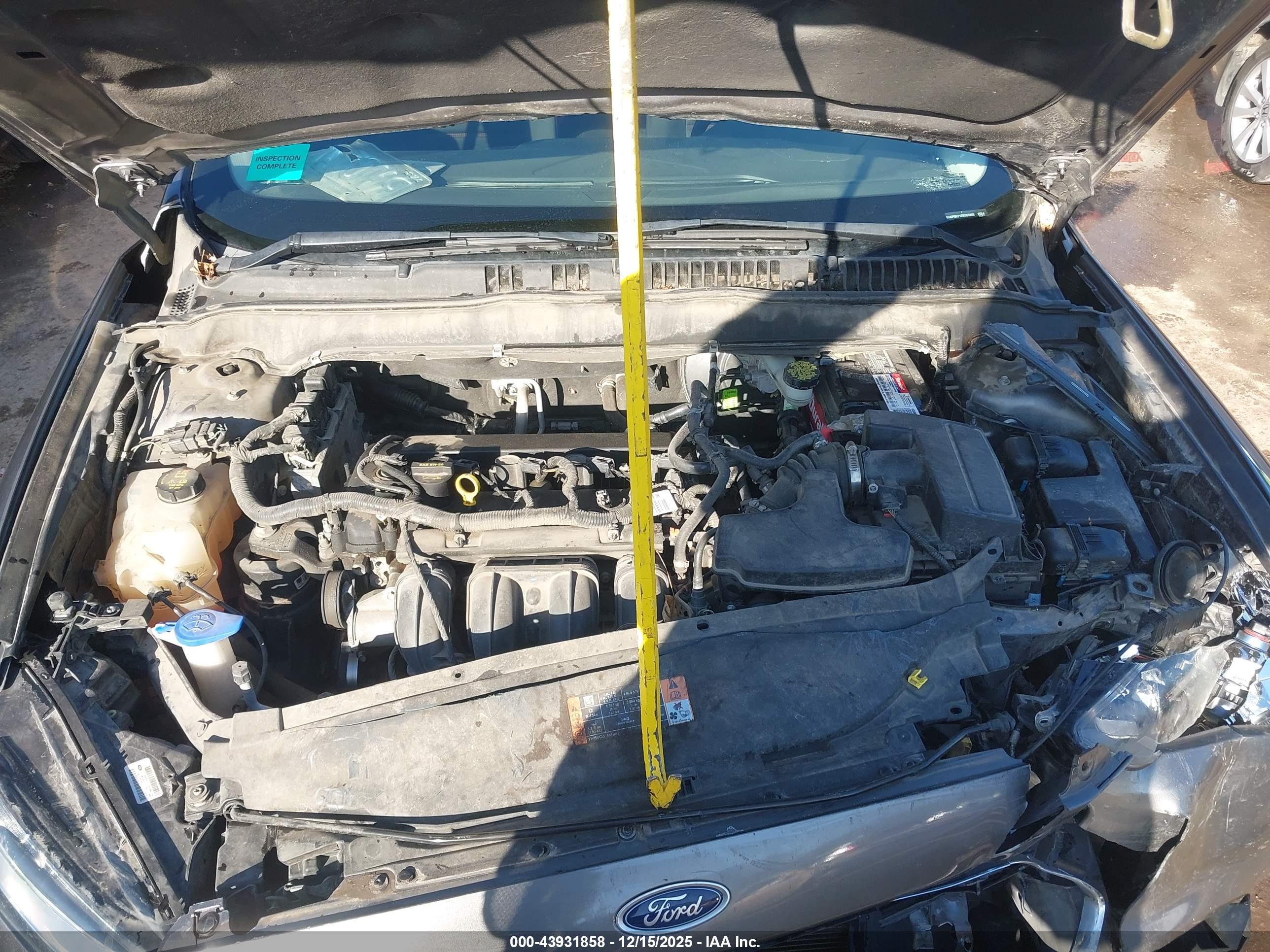 FORD FUSION image 10