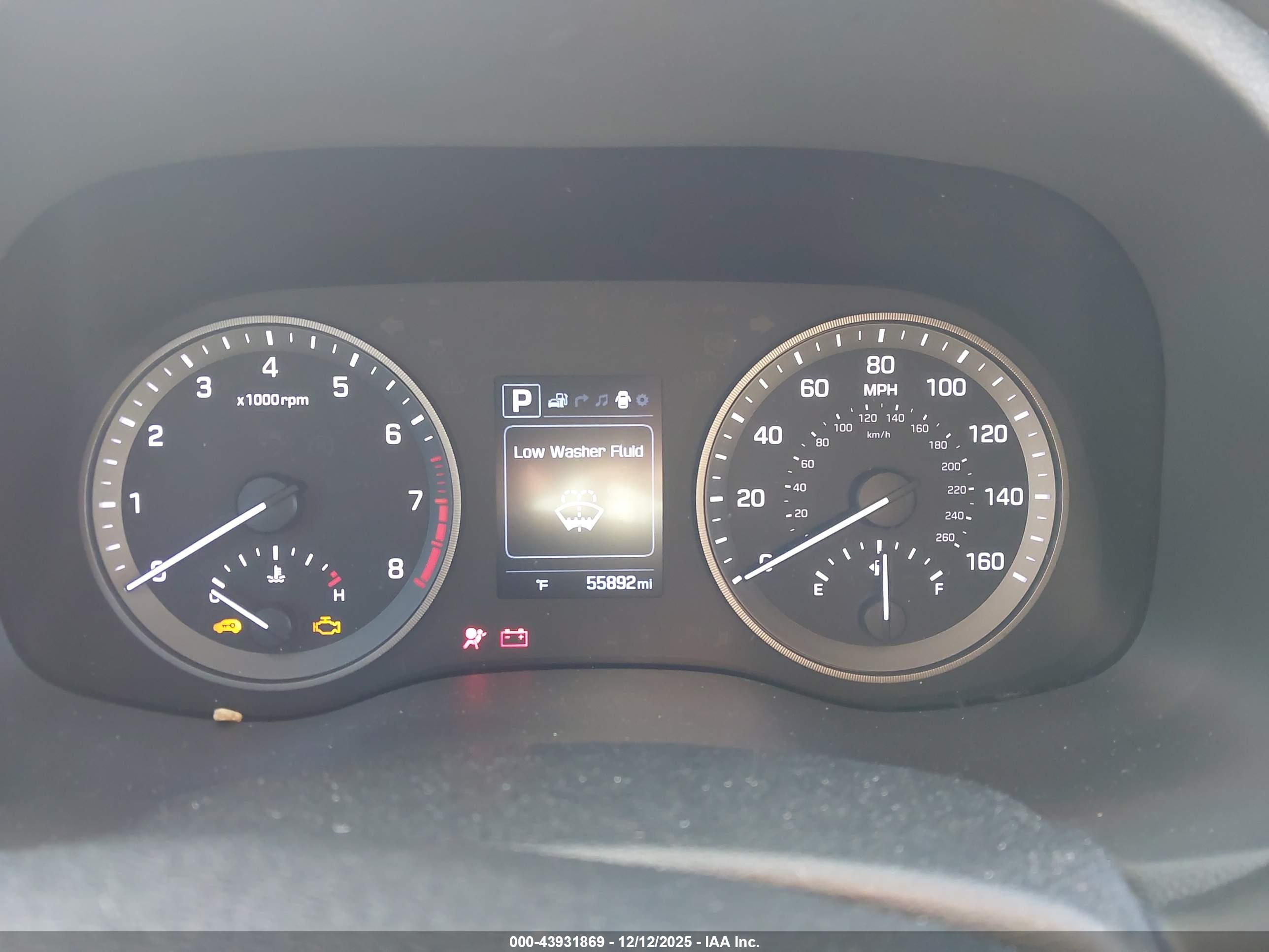 HYUNDAI TUCSON image 7