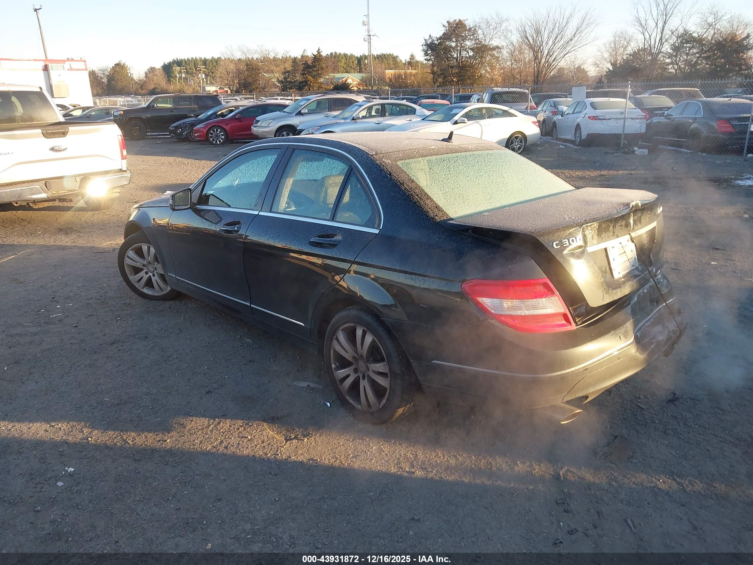 MERCEDES-BENZ C image 3