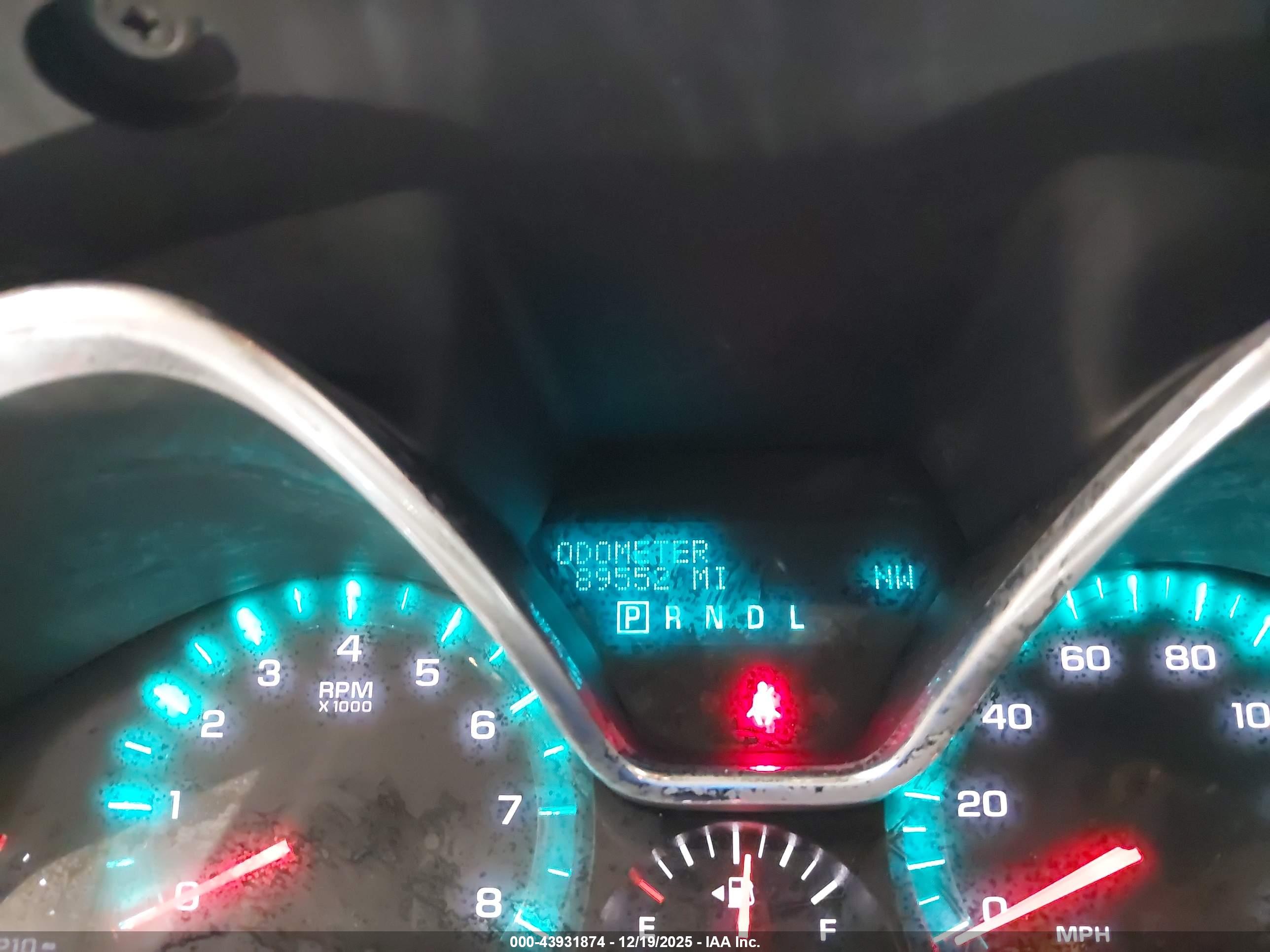 CHEVROLET TRAVERSE image 7