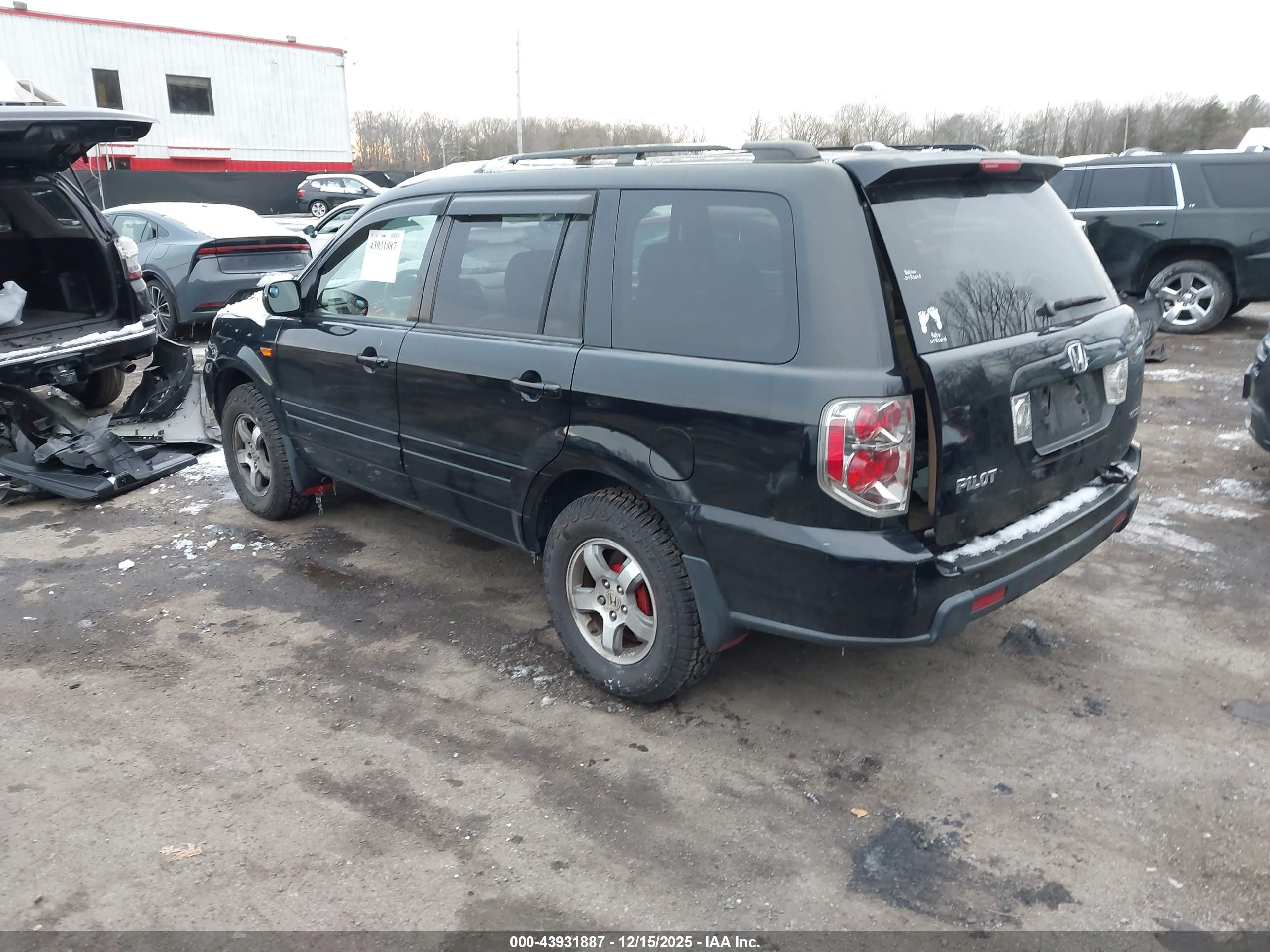 HONDA PILOT image 3