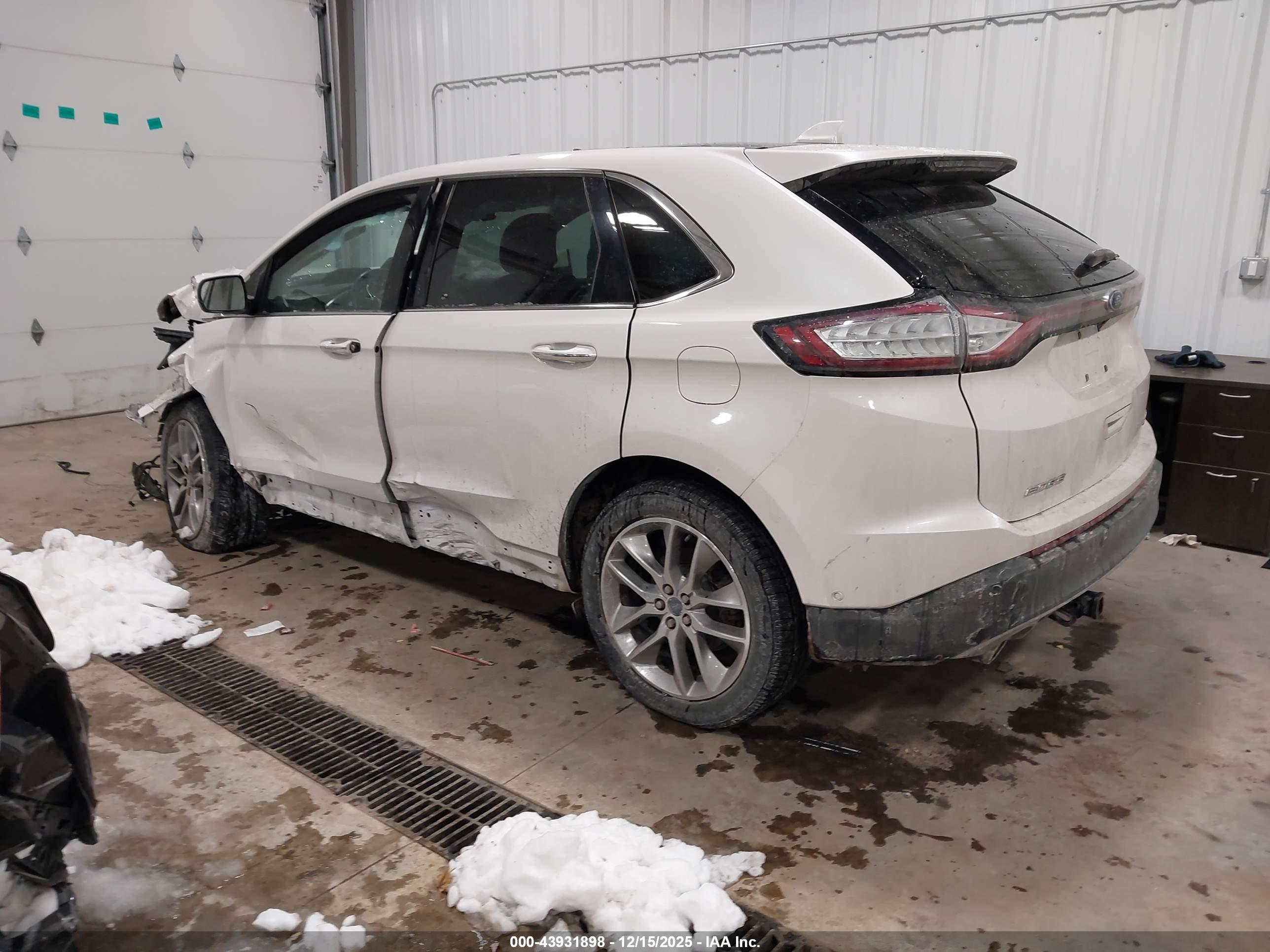 FORD EDGE image 3