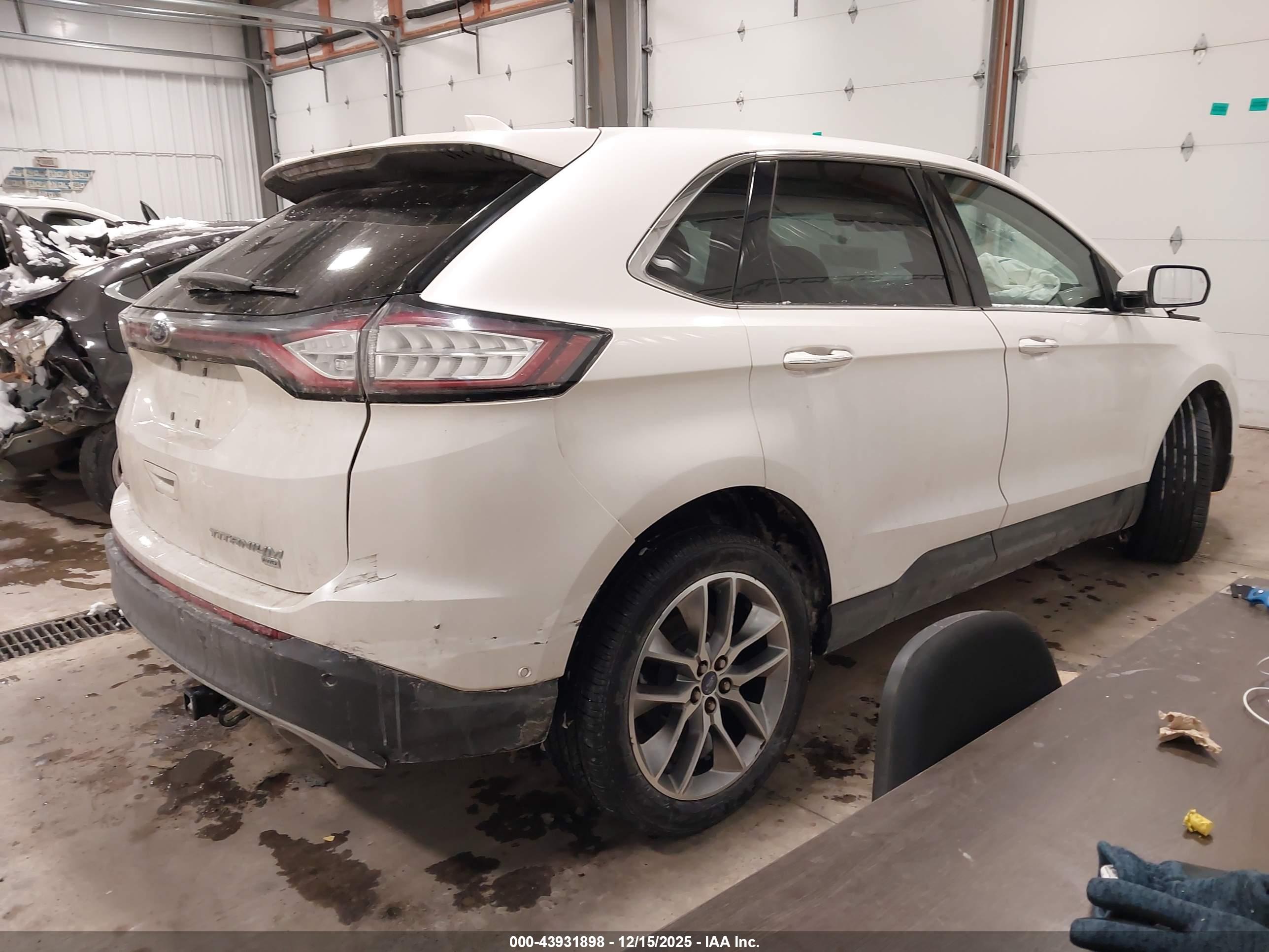 FORD EDGE image 4
