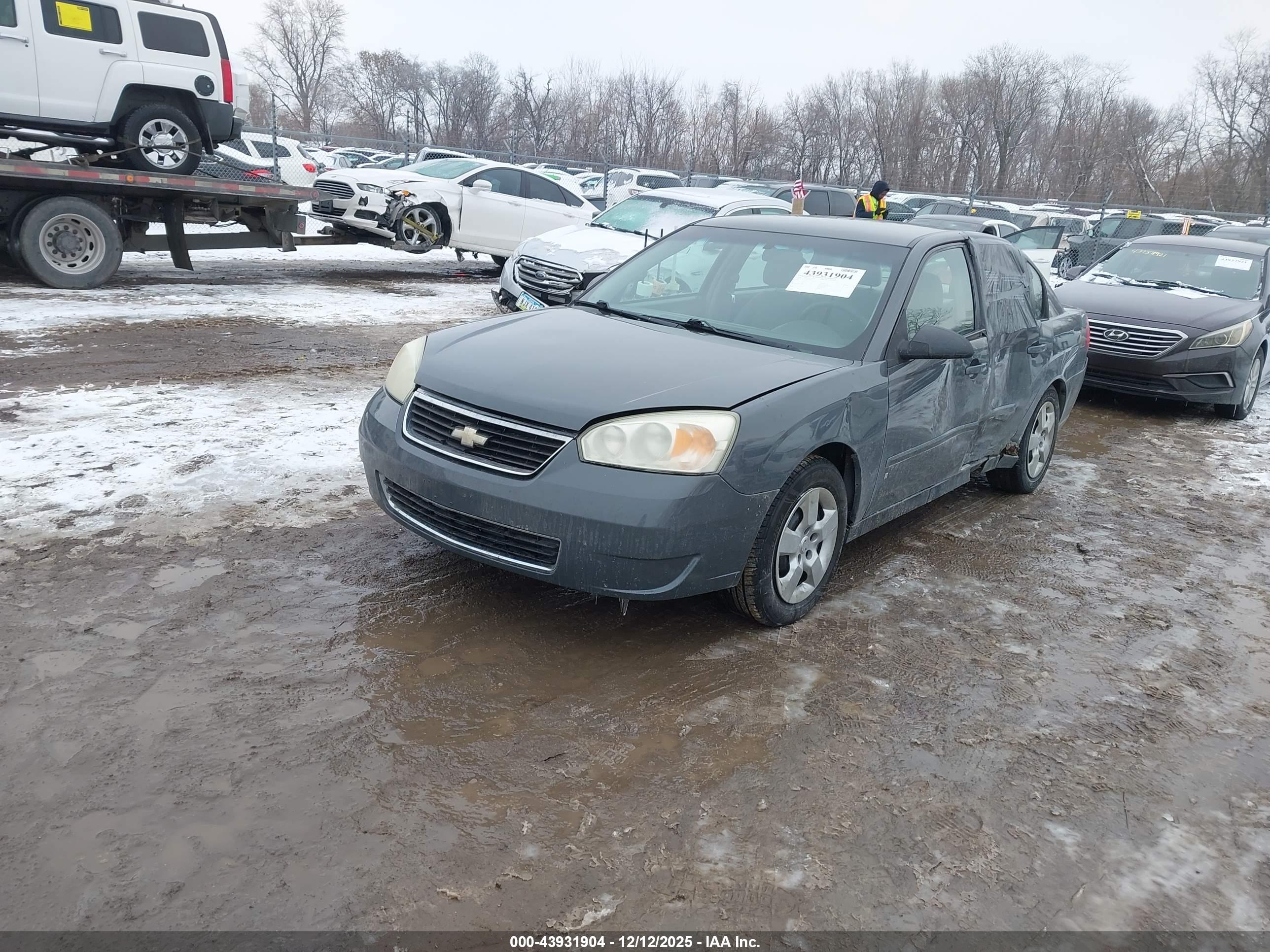 CHEVROLET MALIBU image 2
