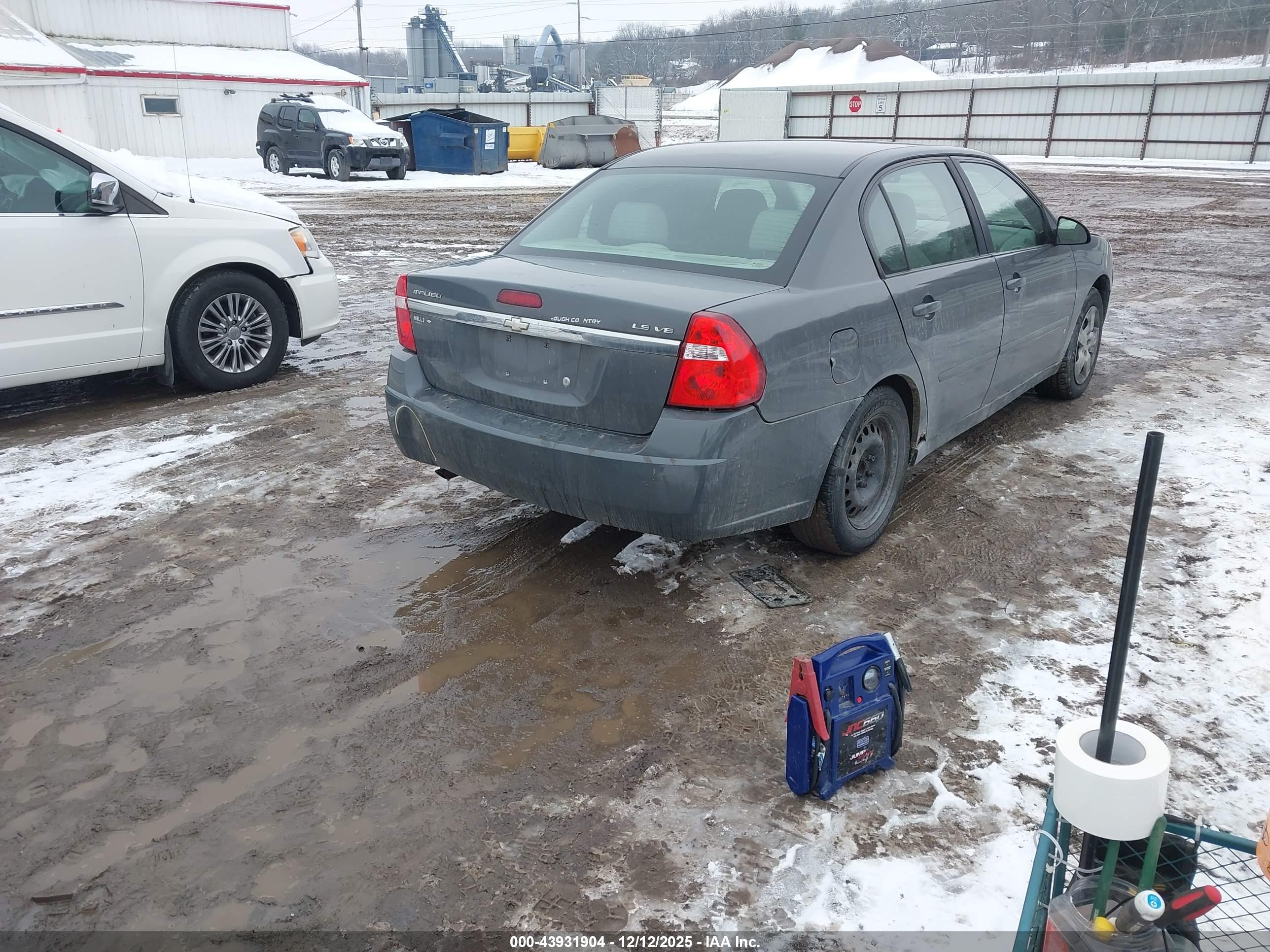 CHEVROLET MALIBU image 4