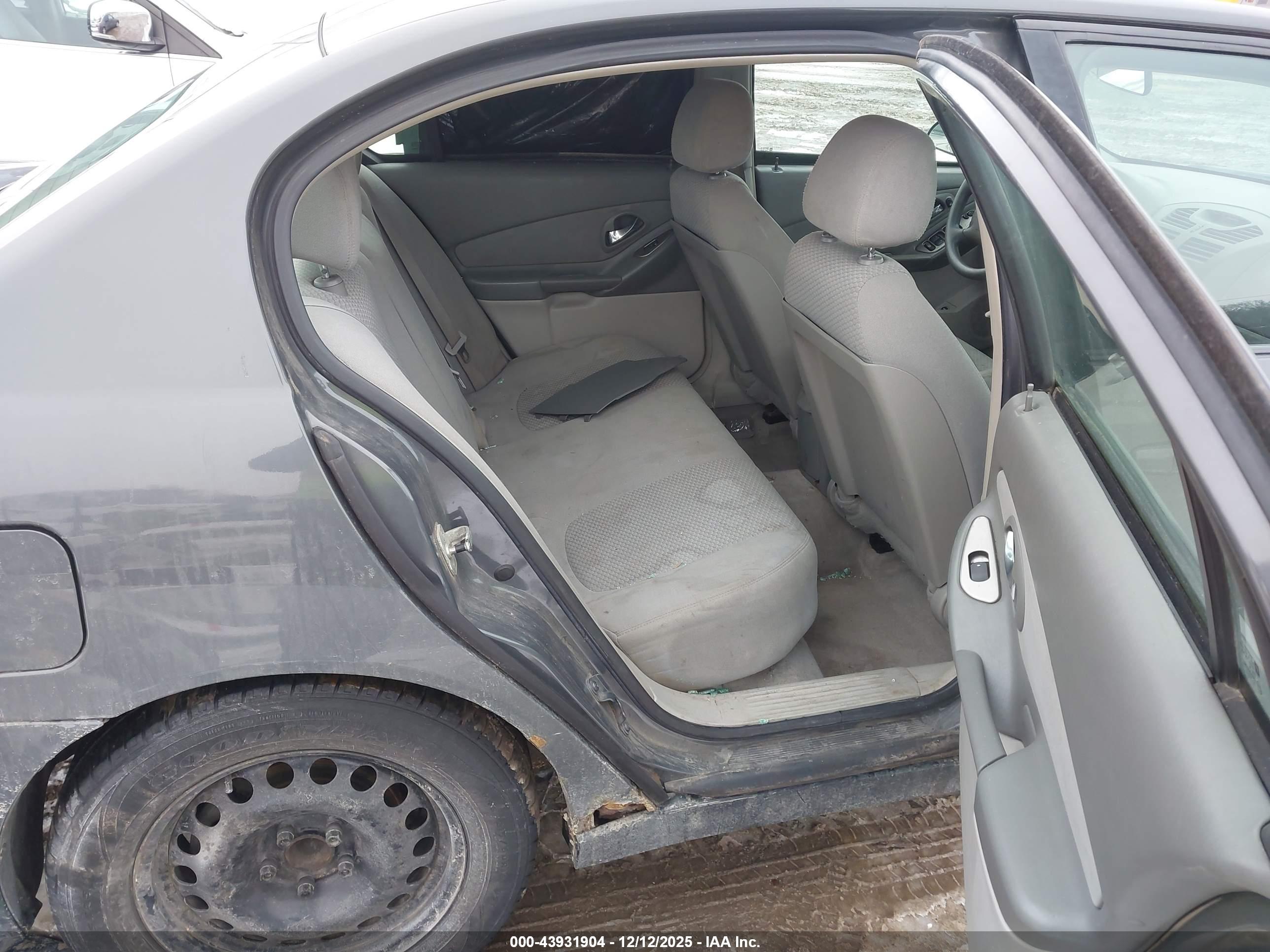 CHEVROLET MALIBU image 8