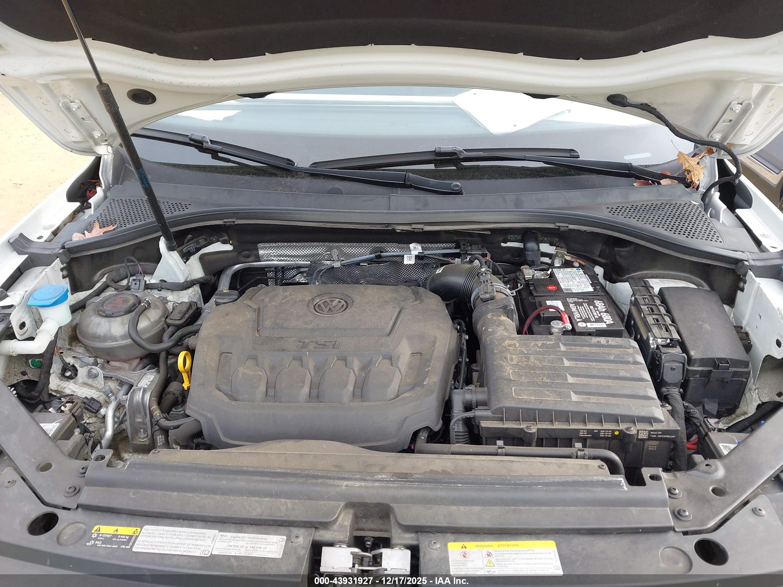 VOLKSWAGEN TIGUAN image 10