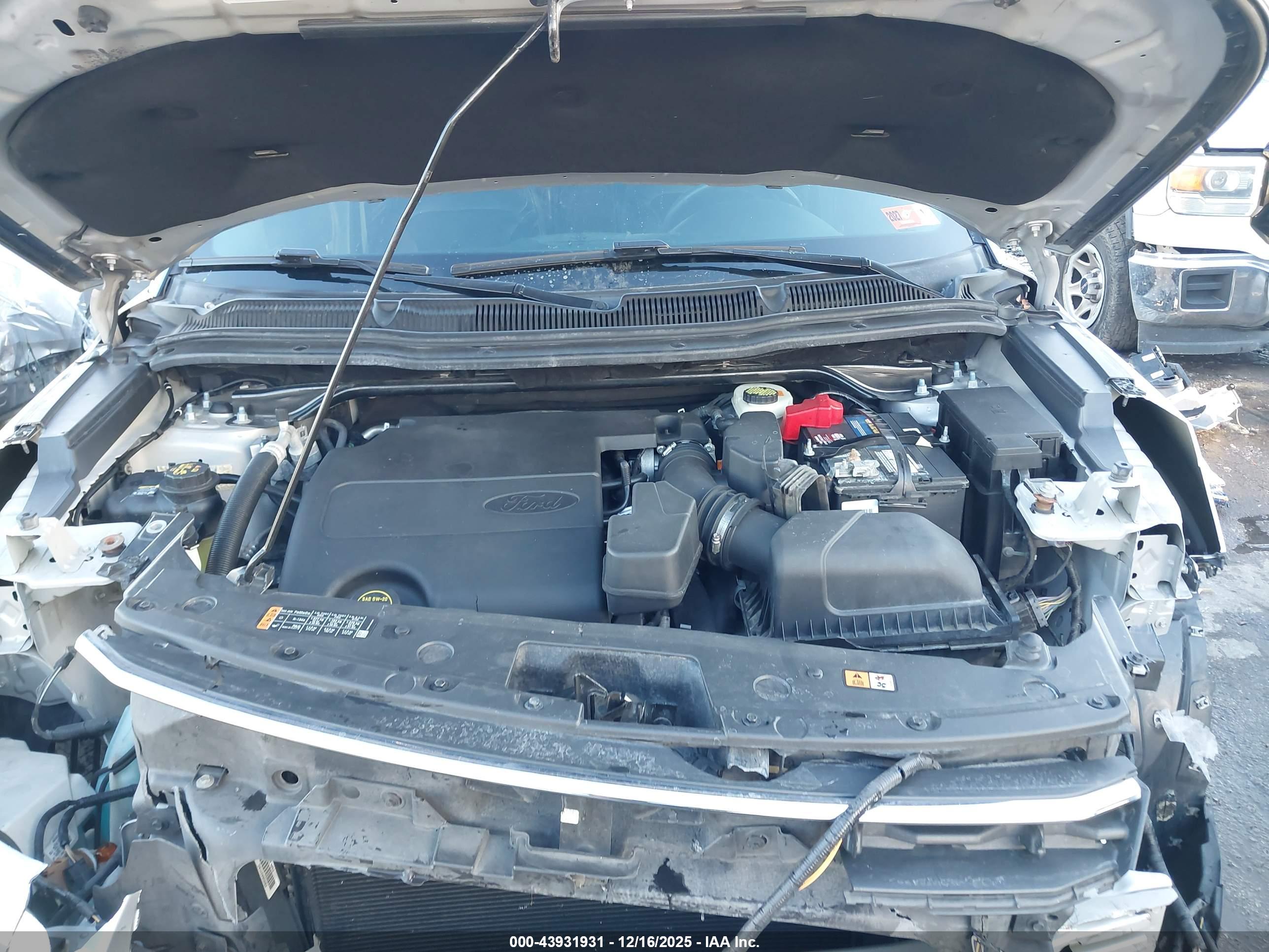 FORD EXPLORER image 10