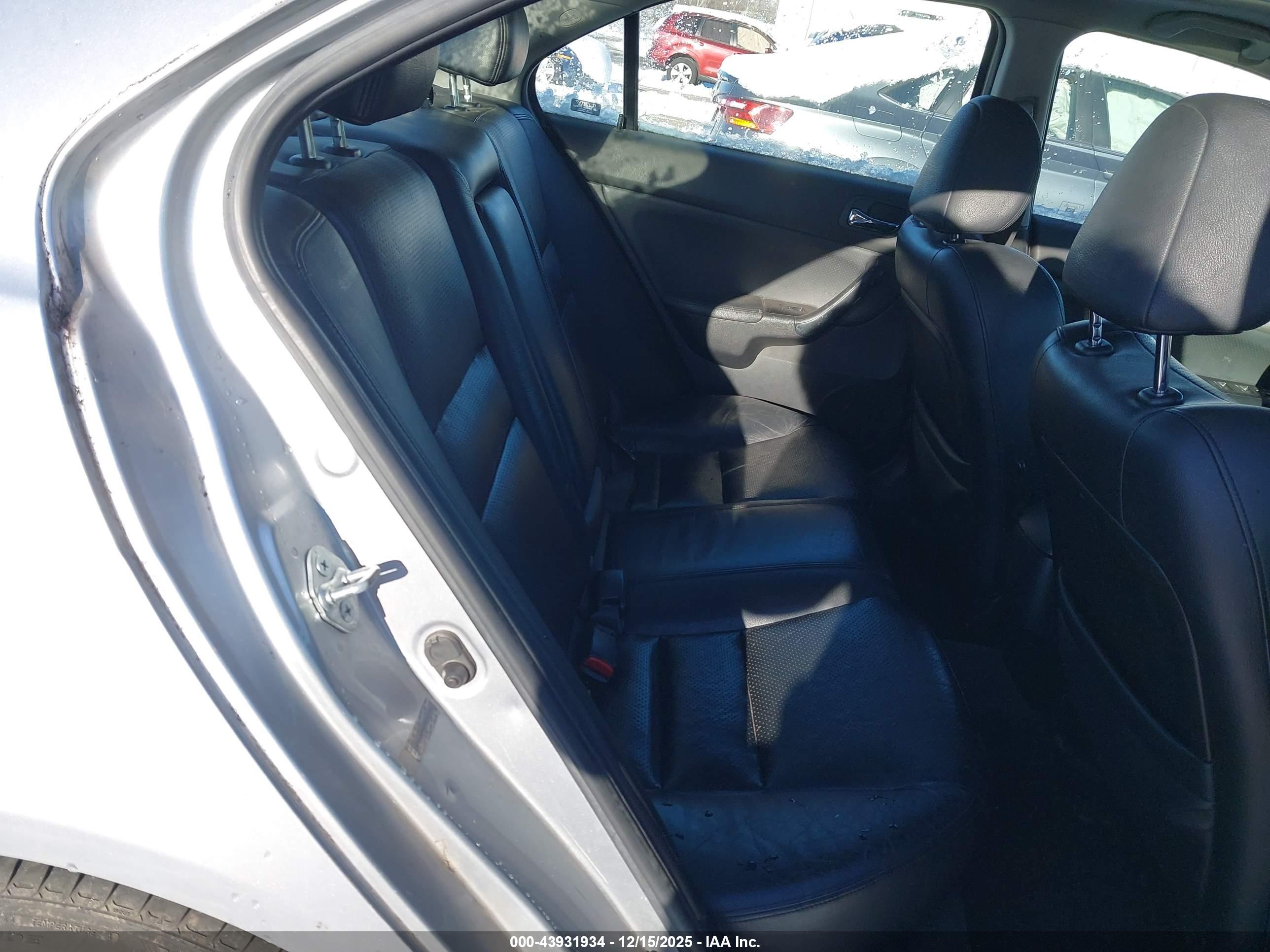 ACURA TSX image 8