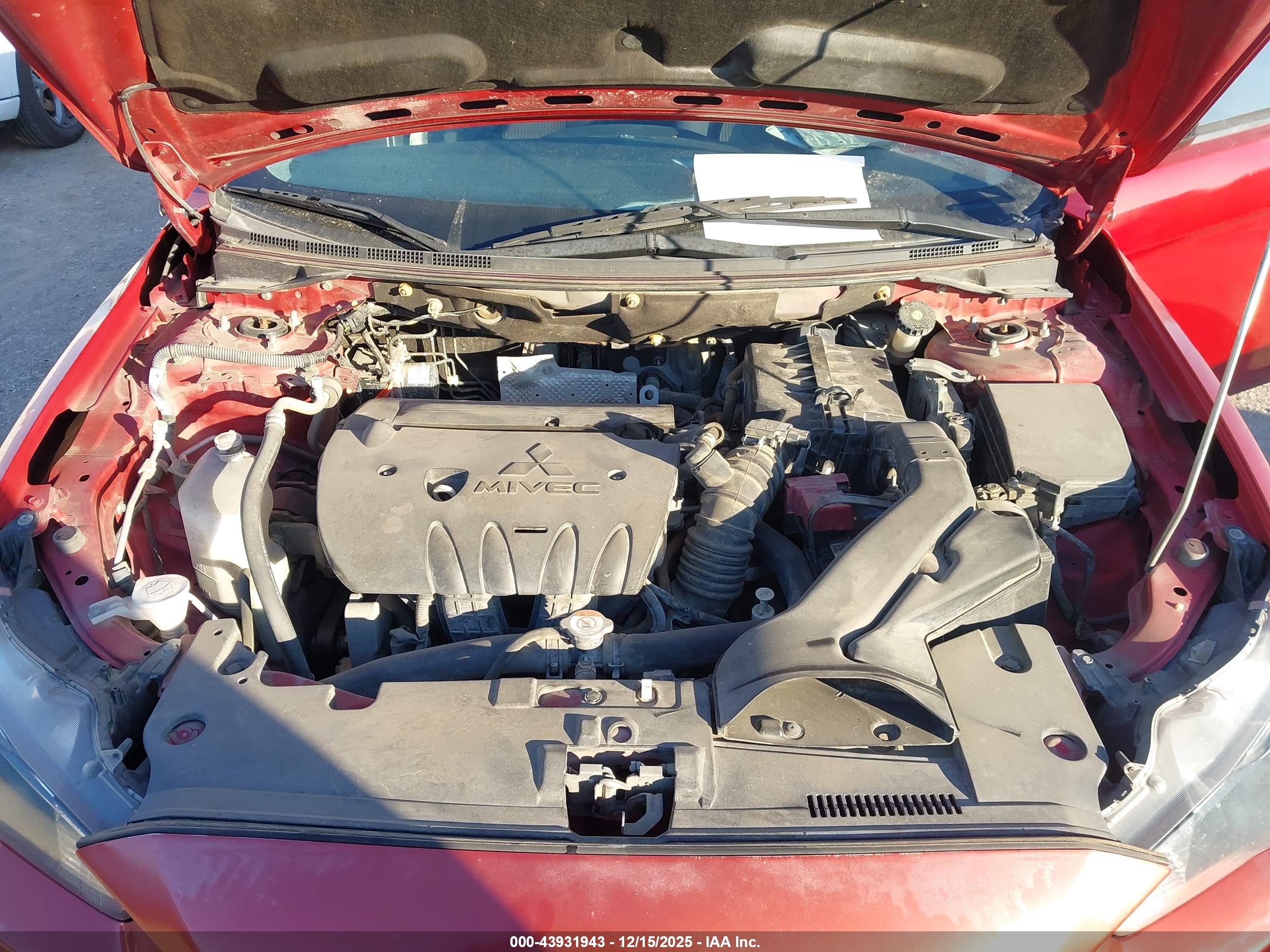 MITSUBISHI LANCER image 10