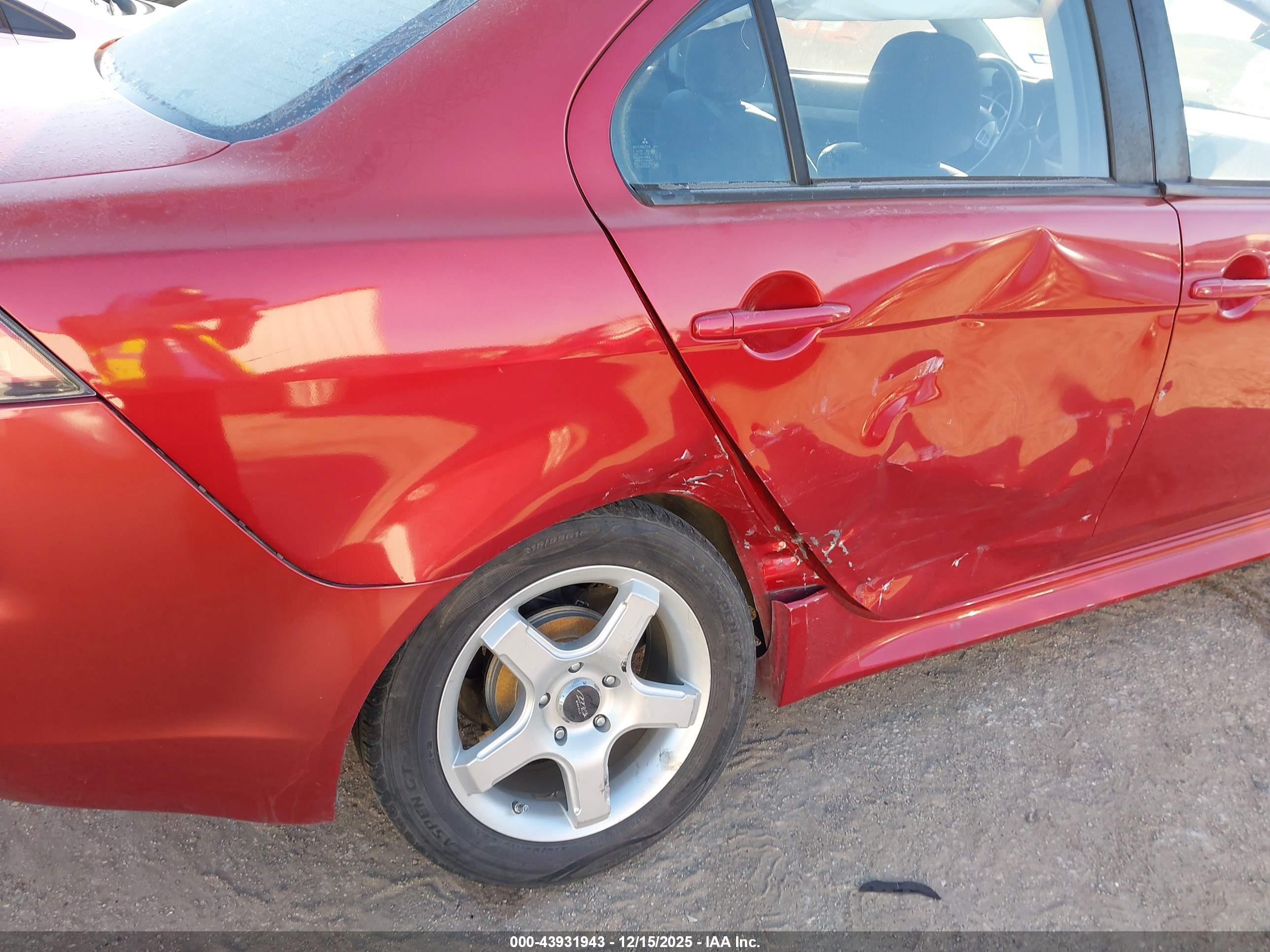 MITSUBISHI LANCER image 6