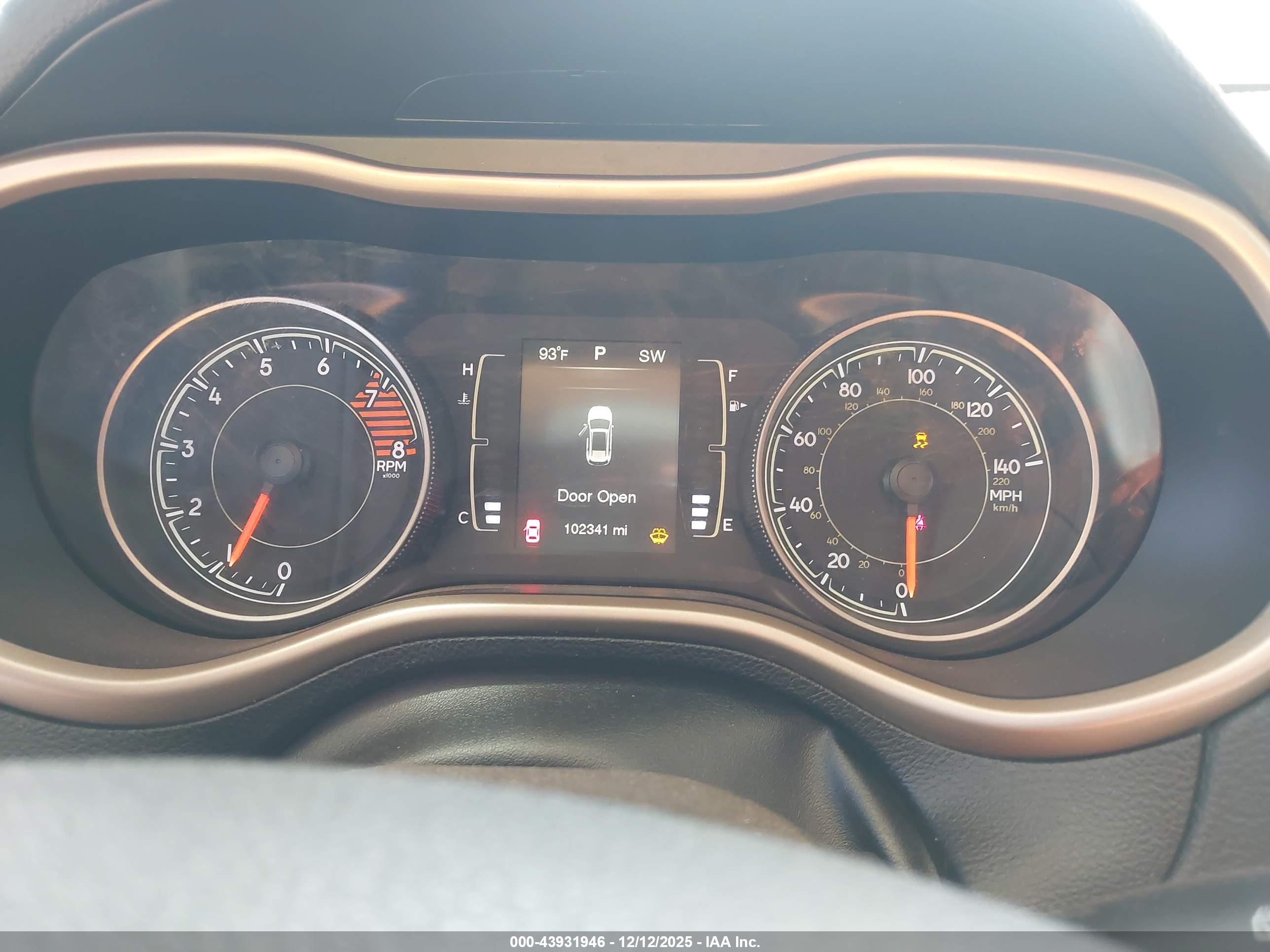 JEEP CHEROKEE image 7