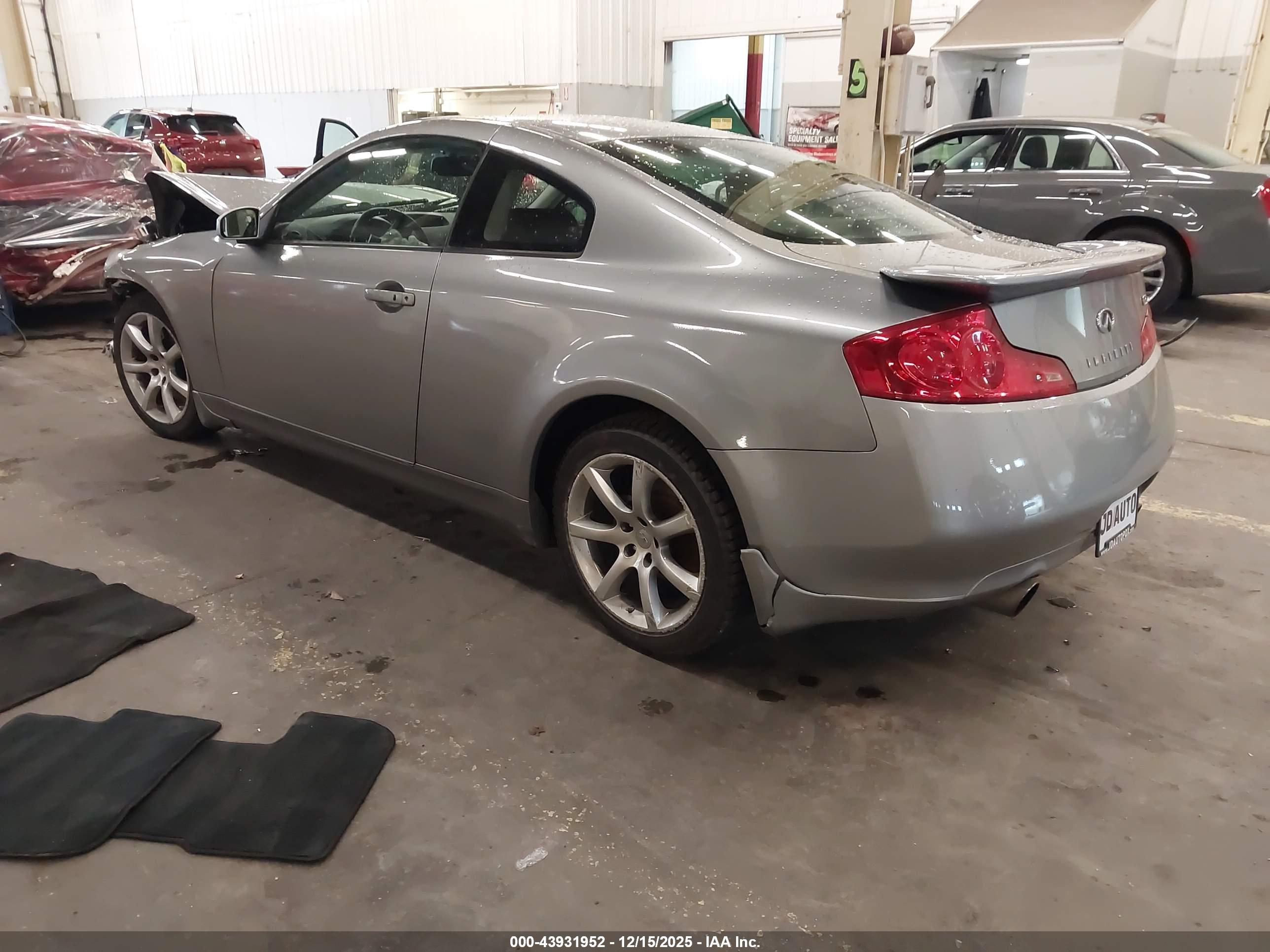 INFINITI G35 image 3
