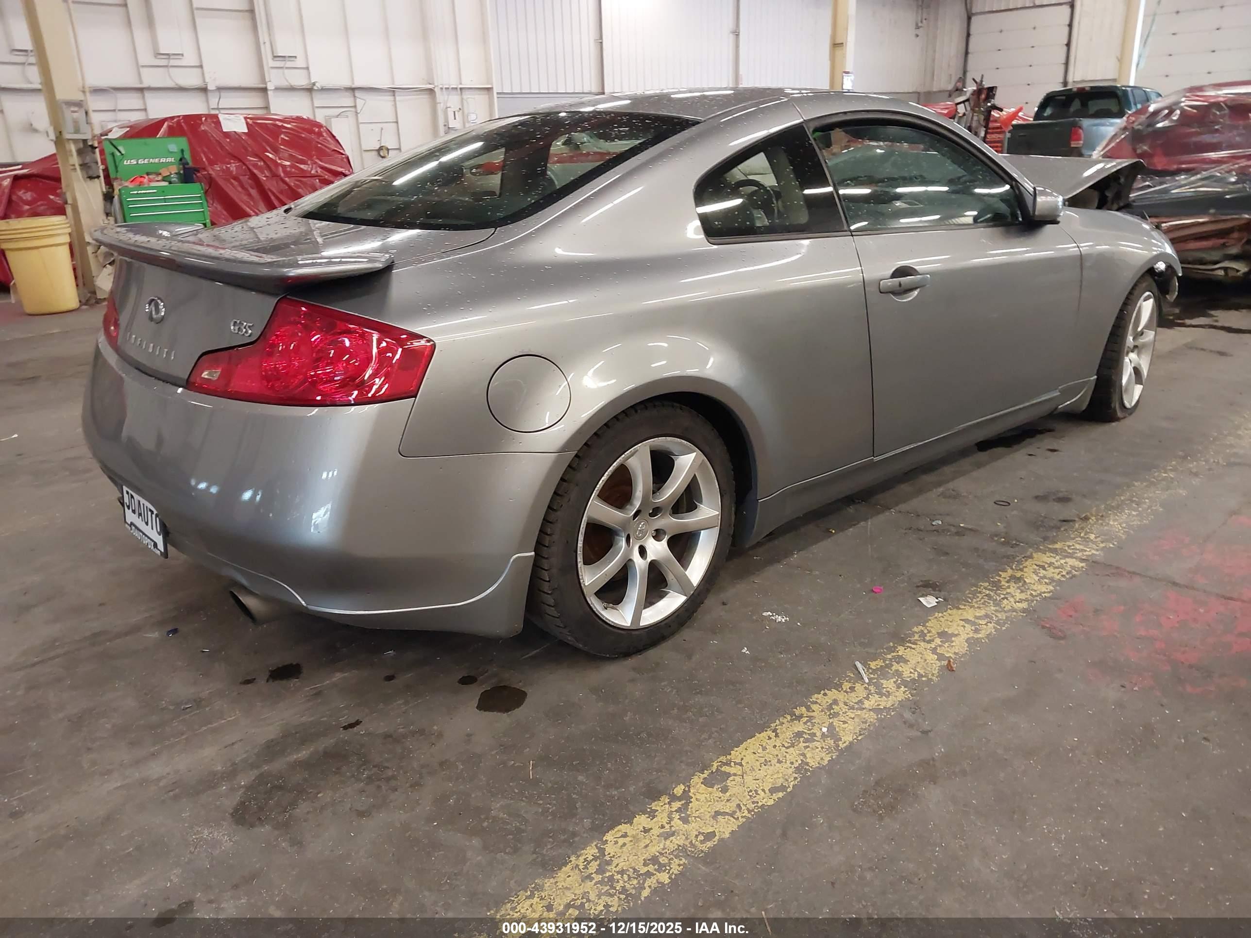 INFINITI G35 image 4