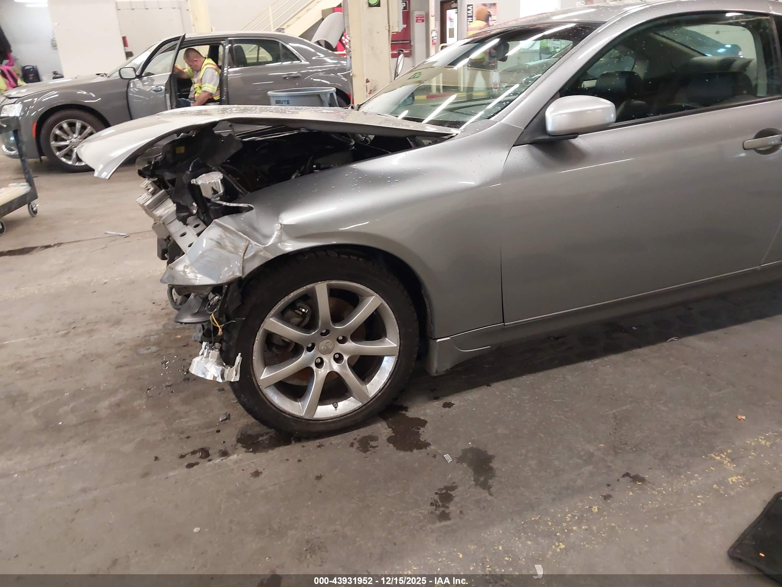 INFINITI G35 image 6