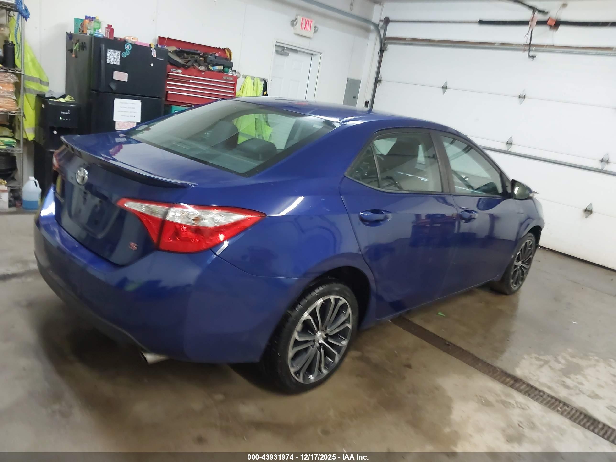 TOYOTA COROLLA image 4