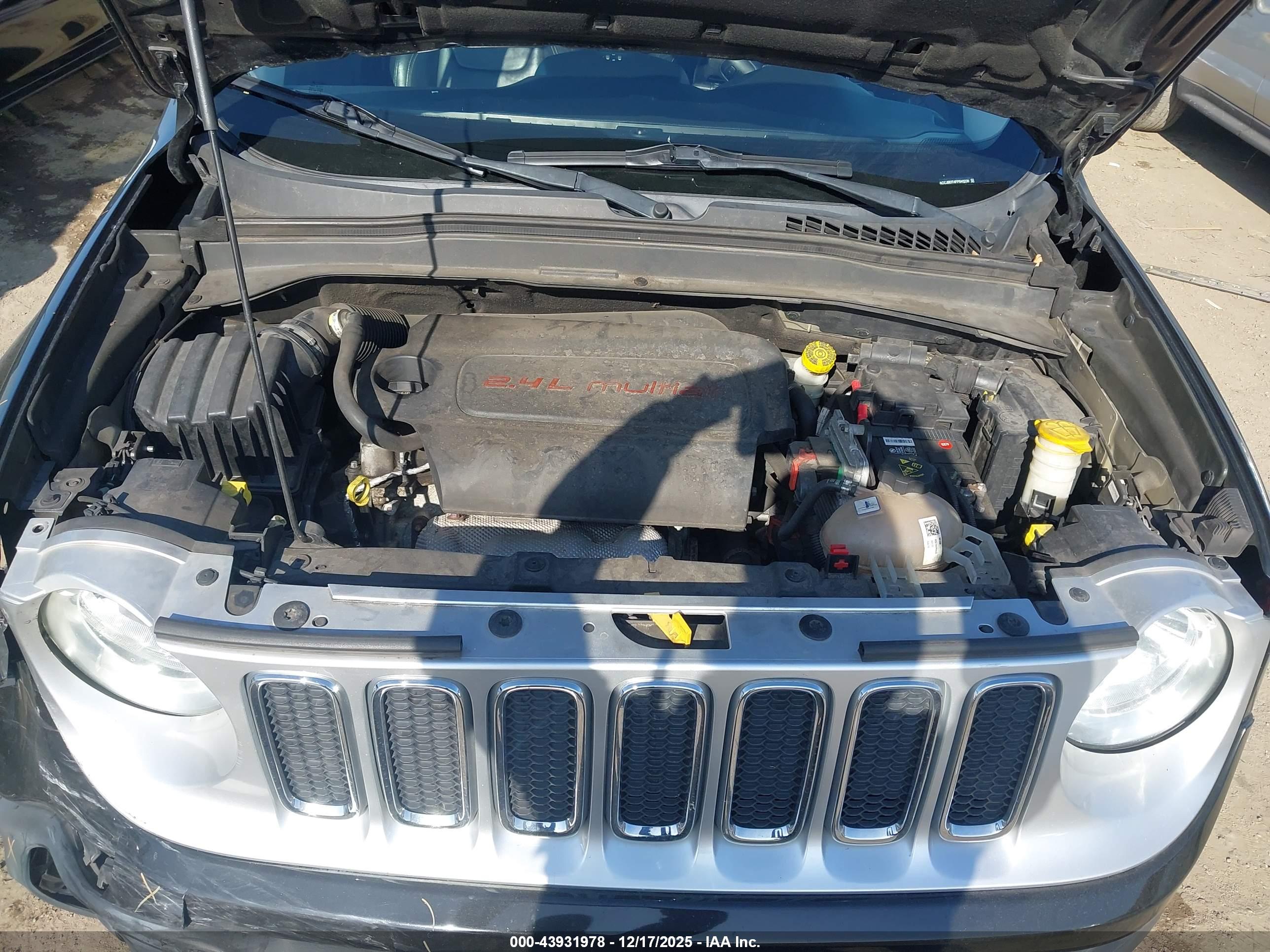 JEEP RENEGADE image 10