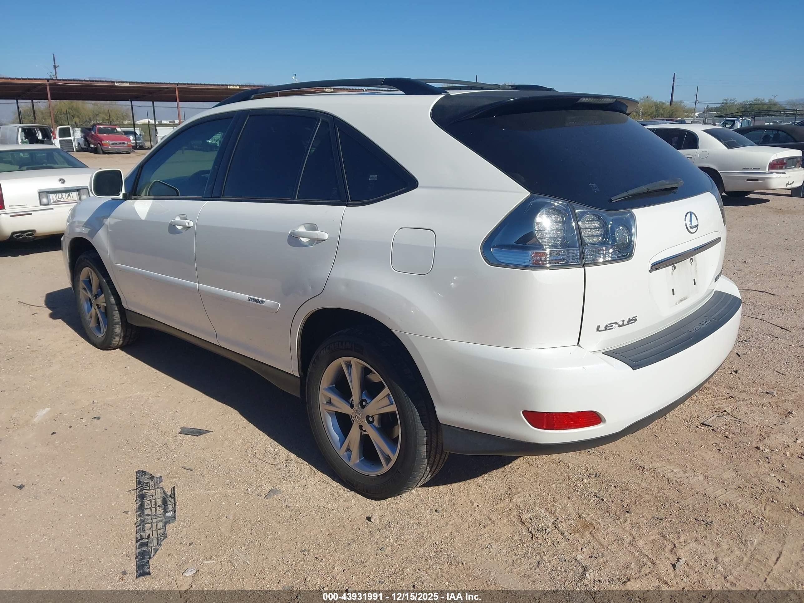 LEXUS RX image 3