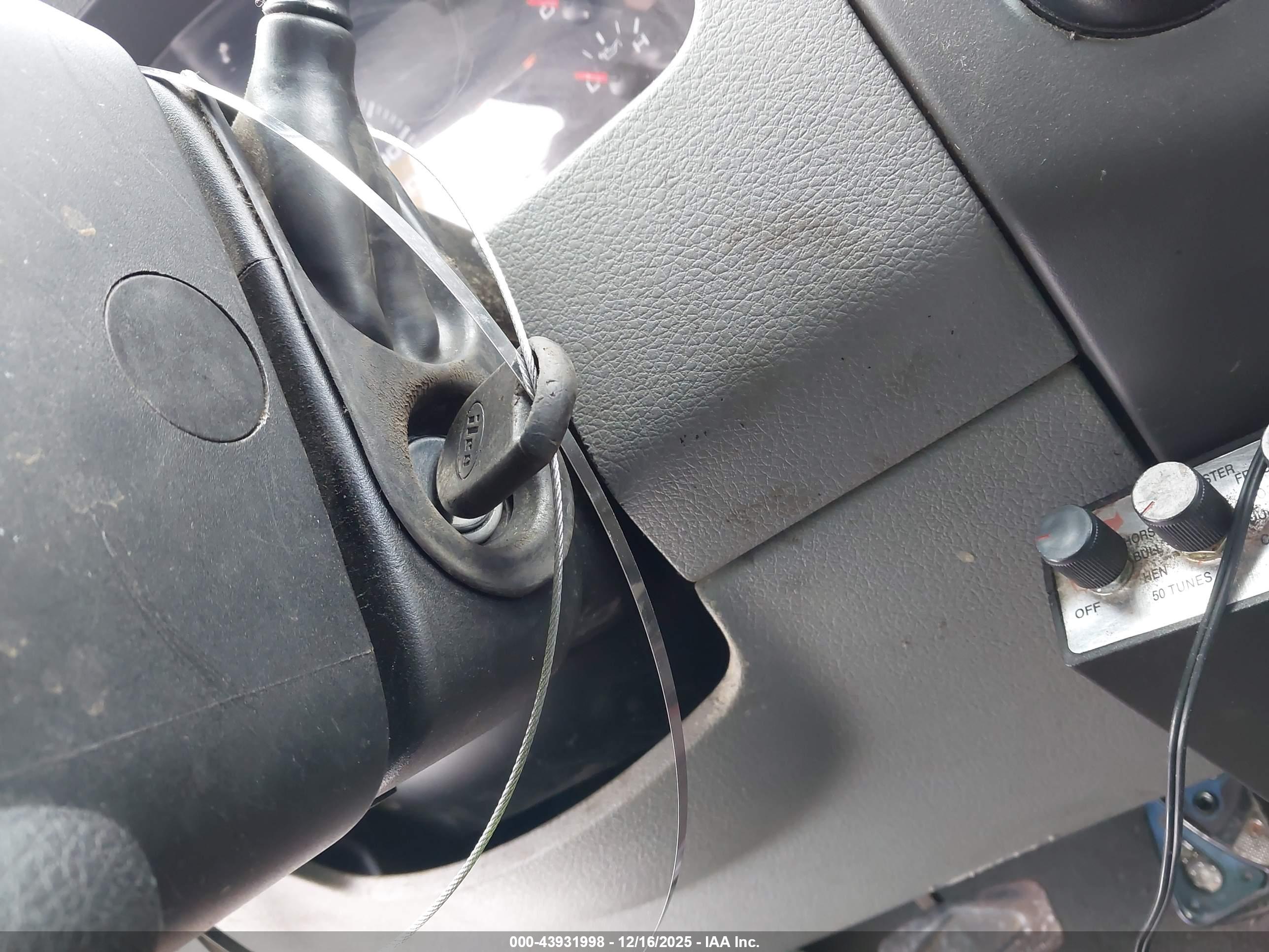 FORD F-150 image 11