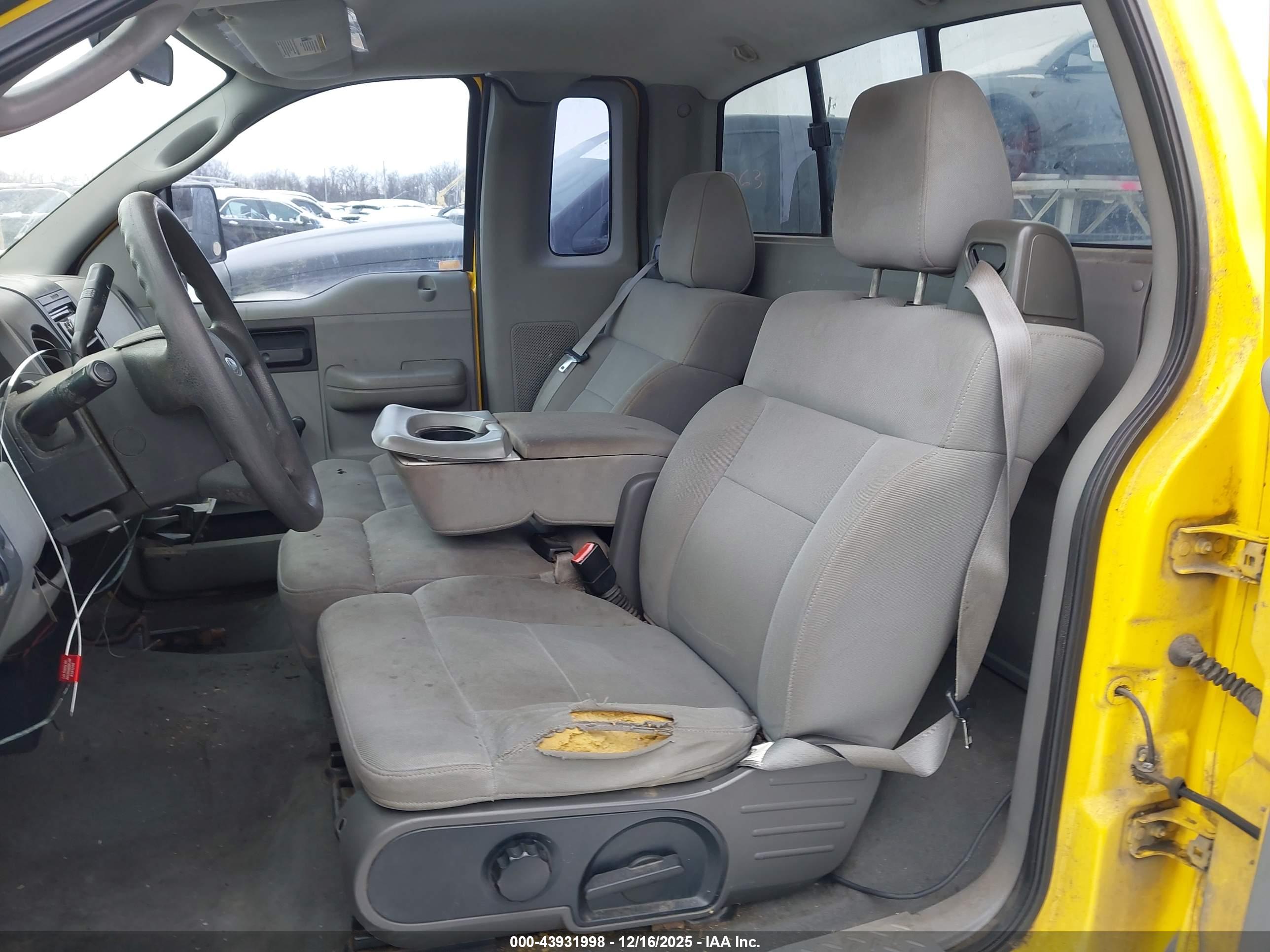 FORD F-150 image 8