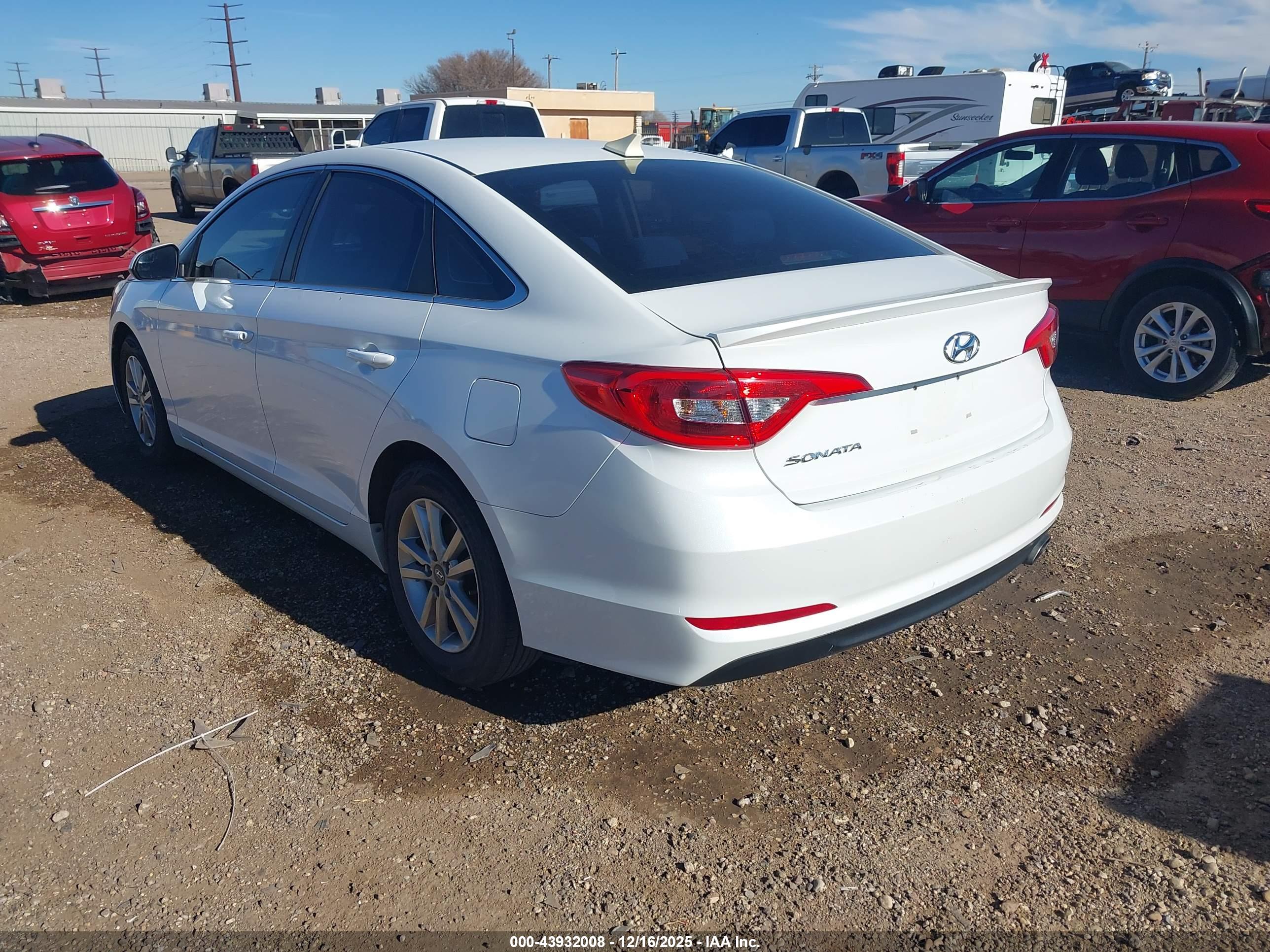 HYUNDAI SONATA image 3