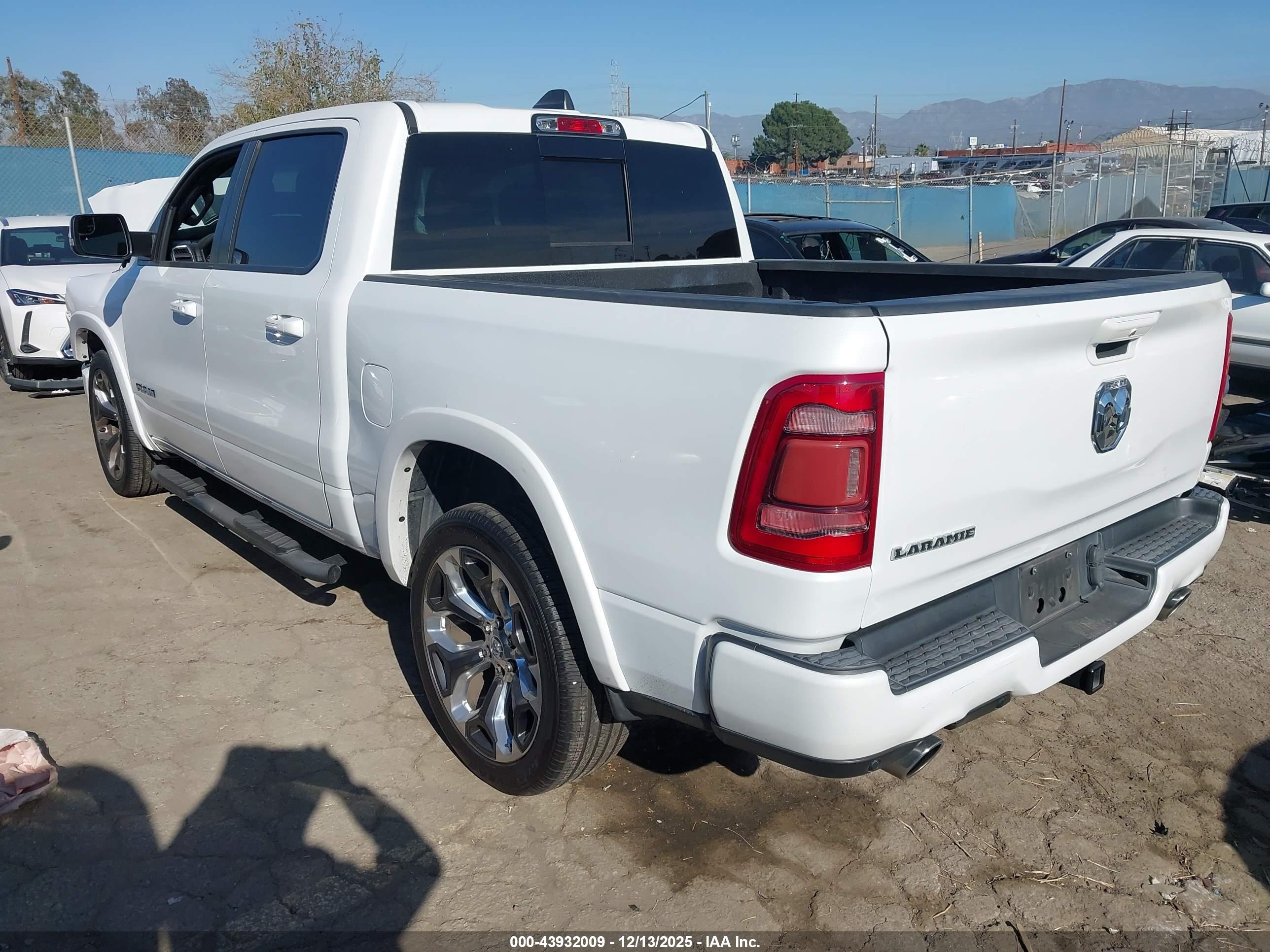 RAM 1500 image 3
