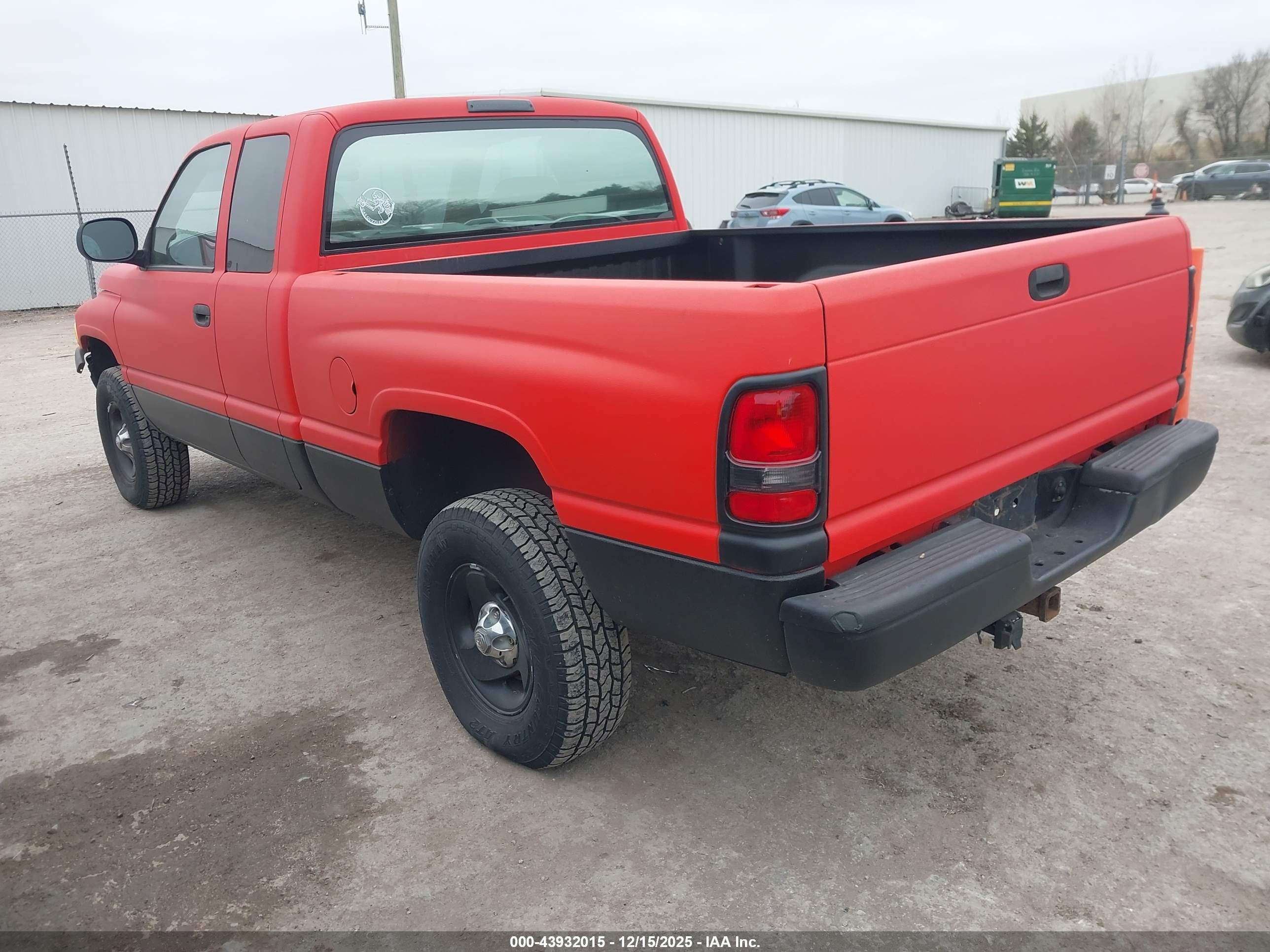 DODGE RAM image 3