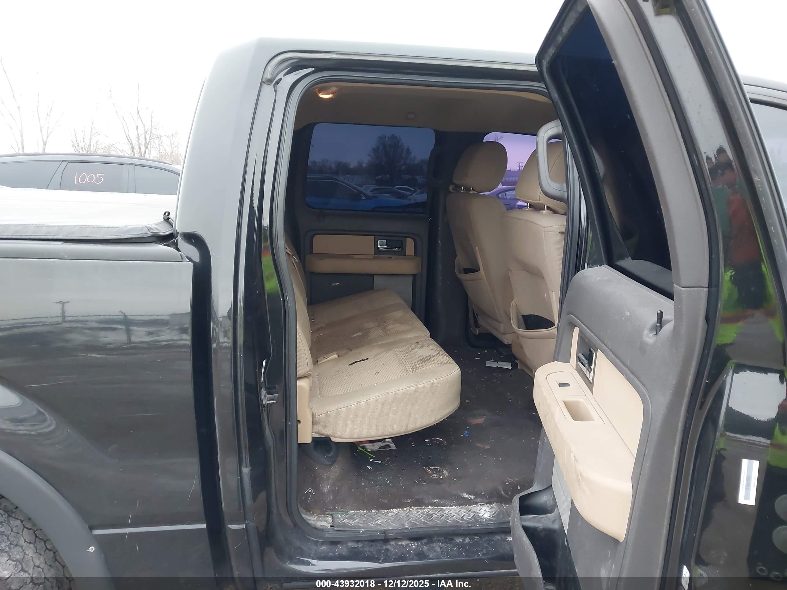 FORD F-150 image 8