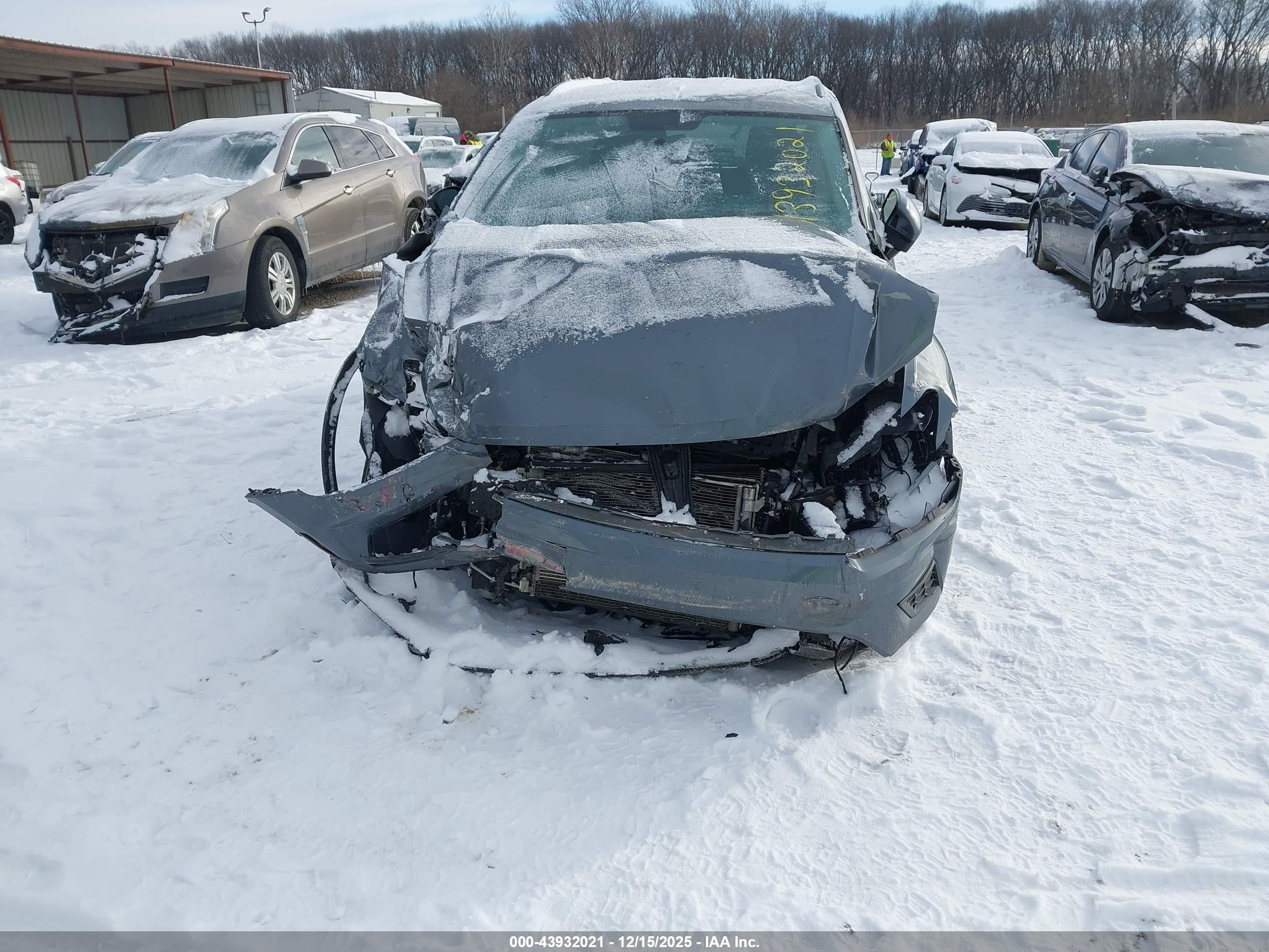 VOLKSWAGEN TIGUAN image 6