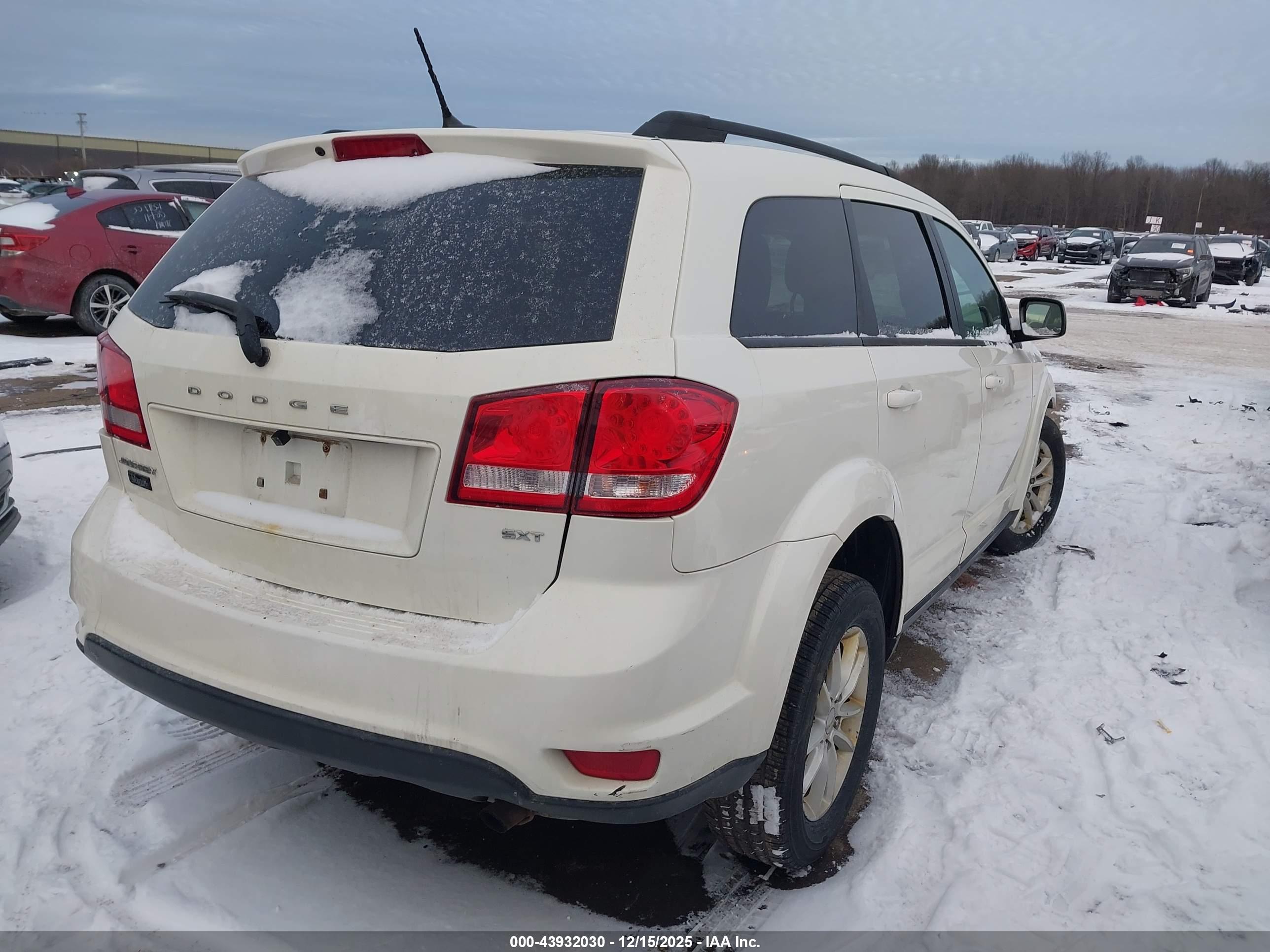 DODGE JOURNEY image 4