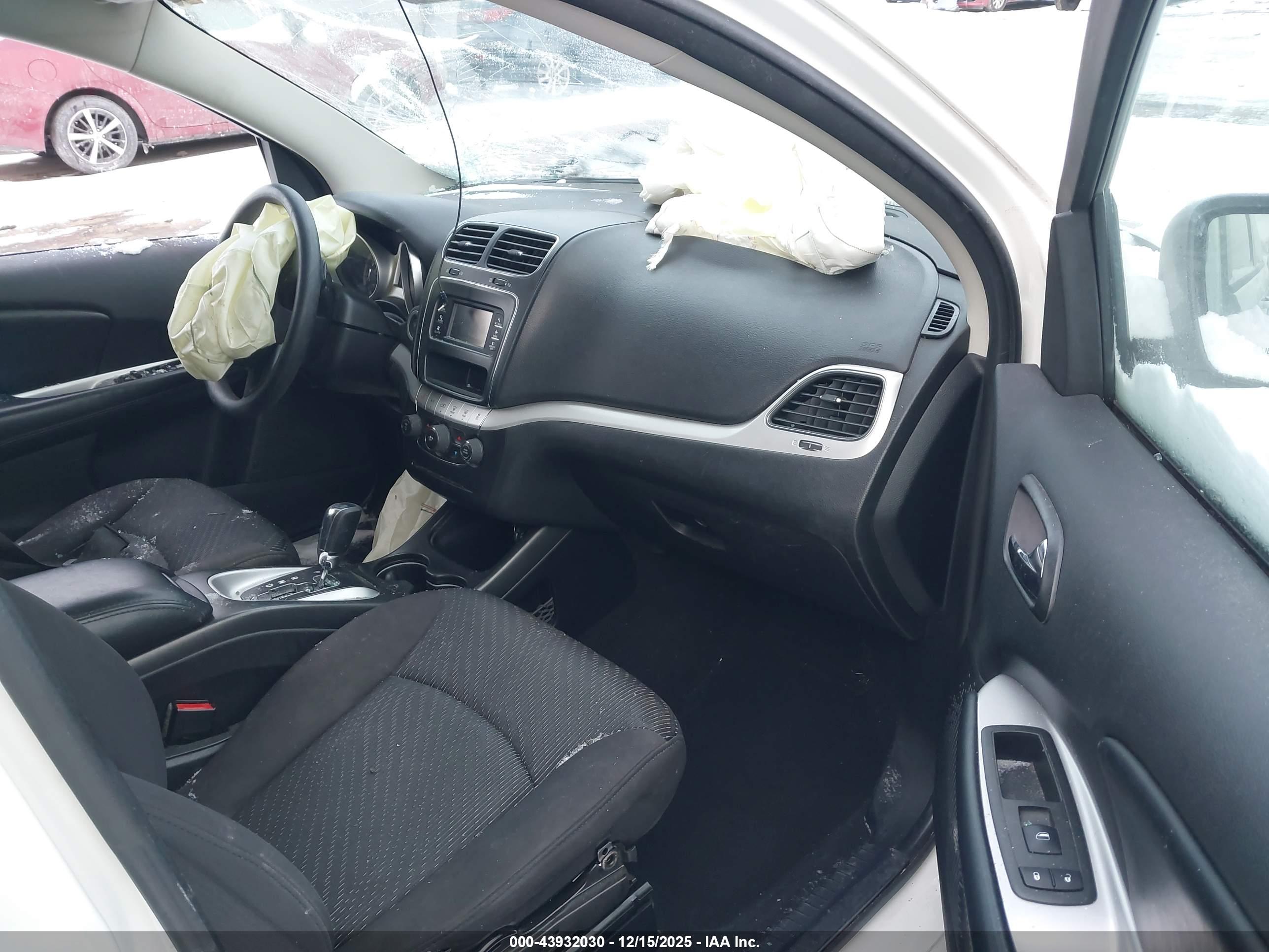 DODGE JOURNEY image 5
