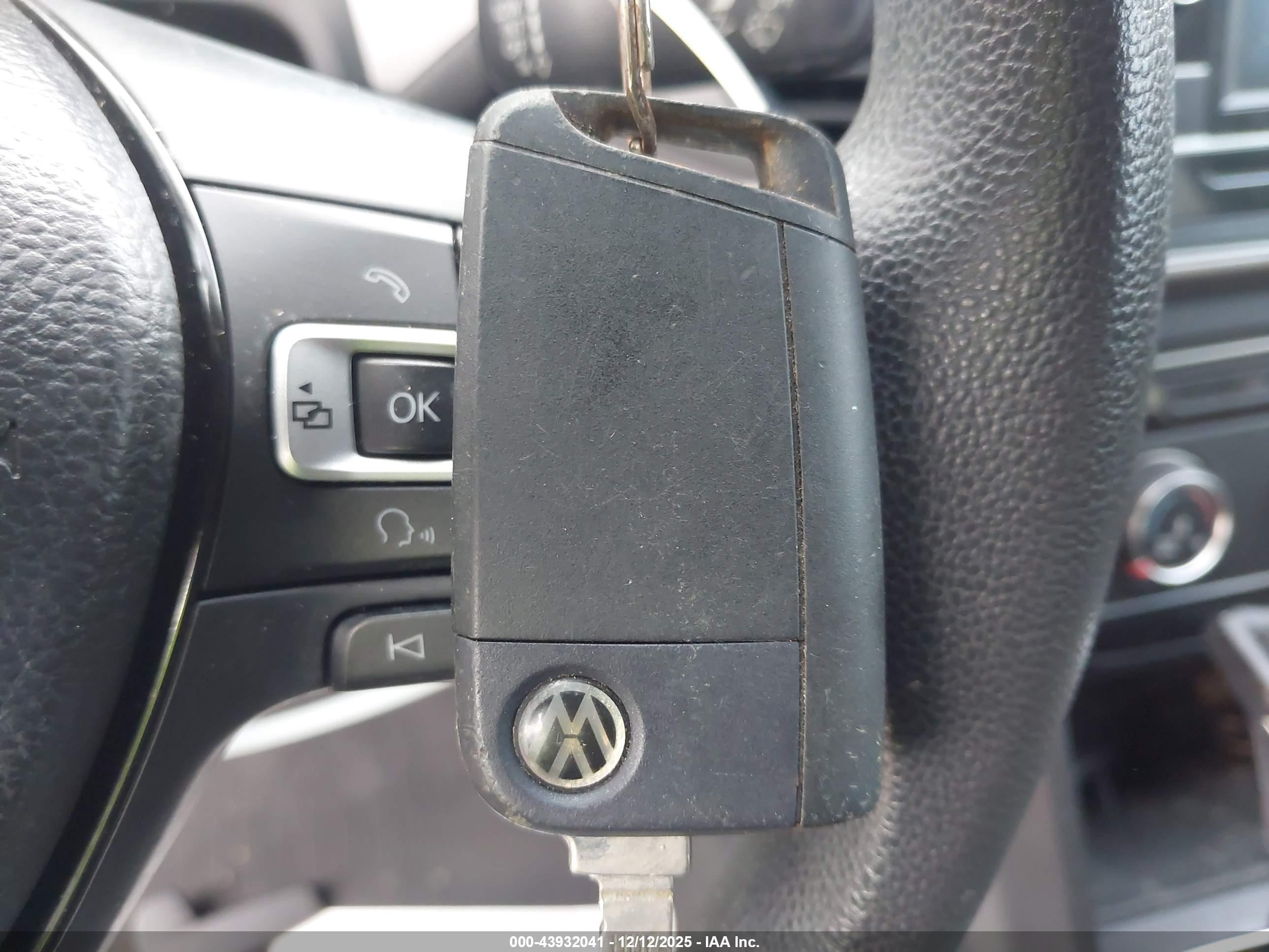 VOLKSWAGEN ATLAS image 11