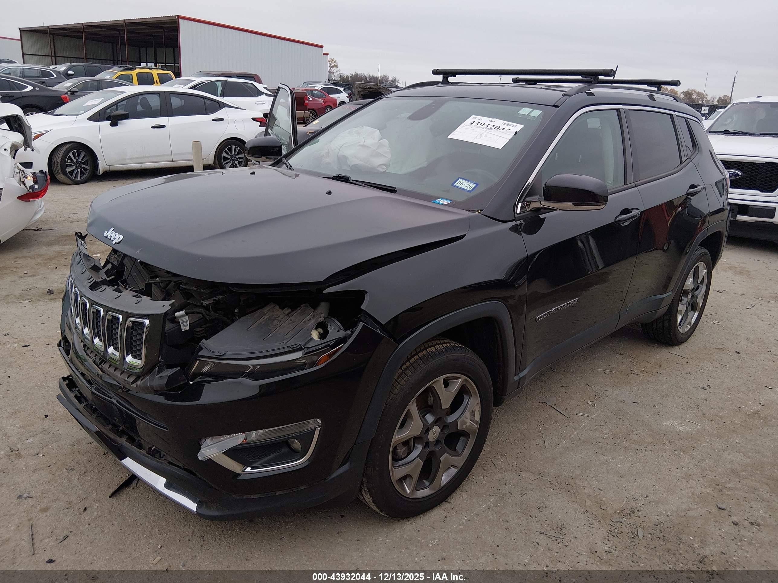JEEP COMPASS image 2
