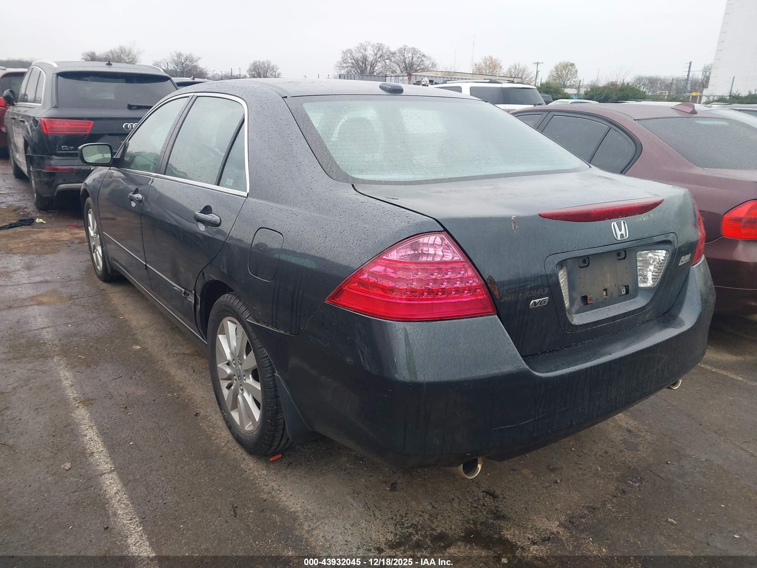 HONDA ACCORD image 3