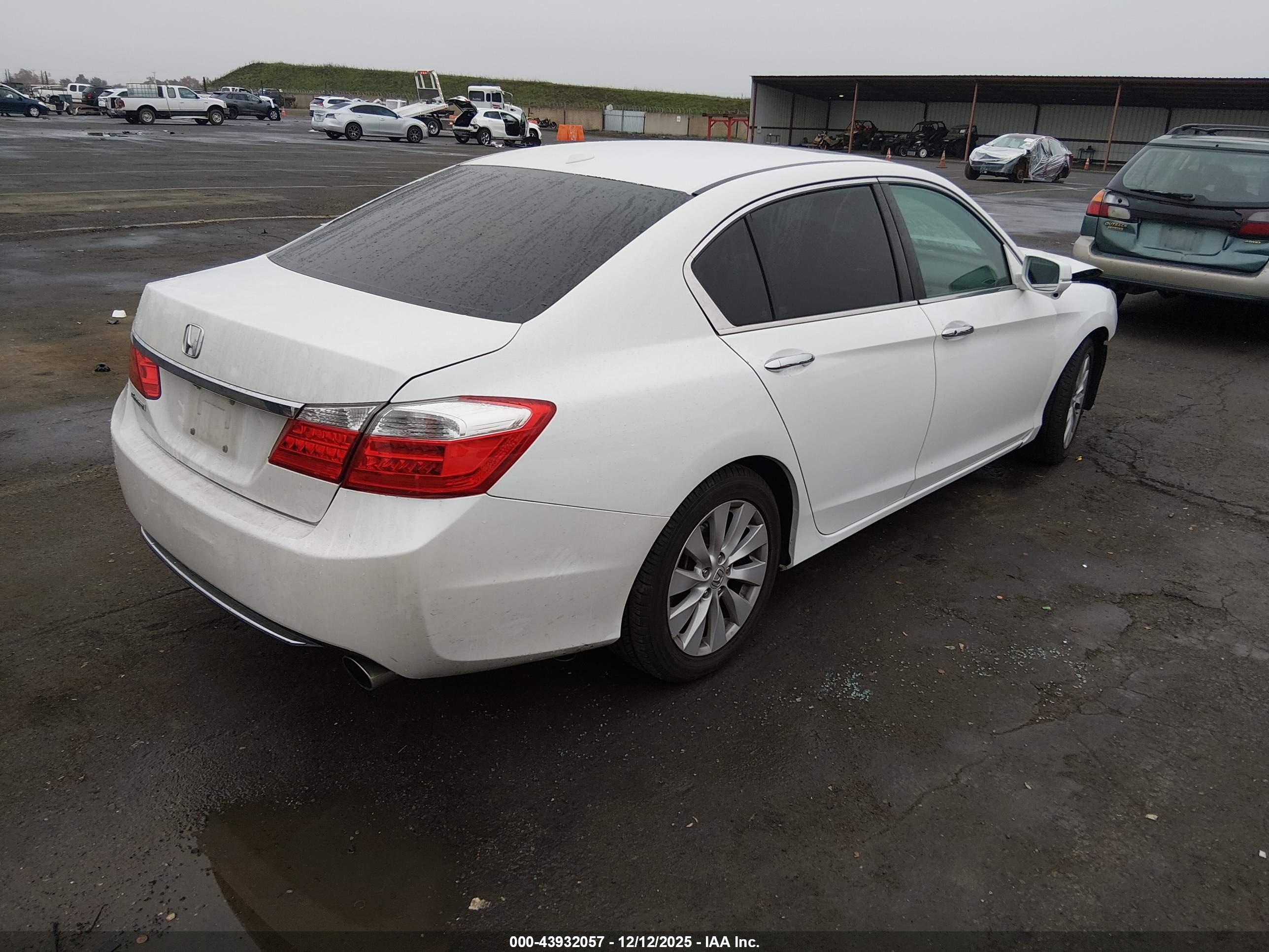 HONDA ACCORD image 4